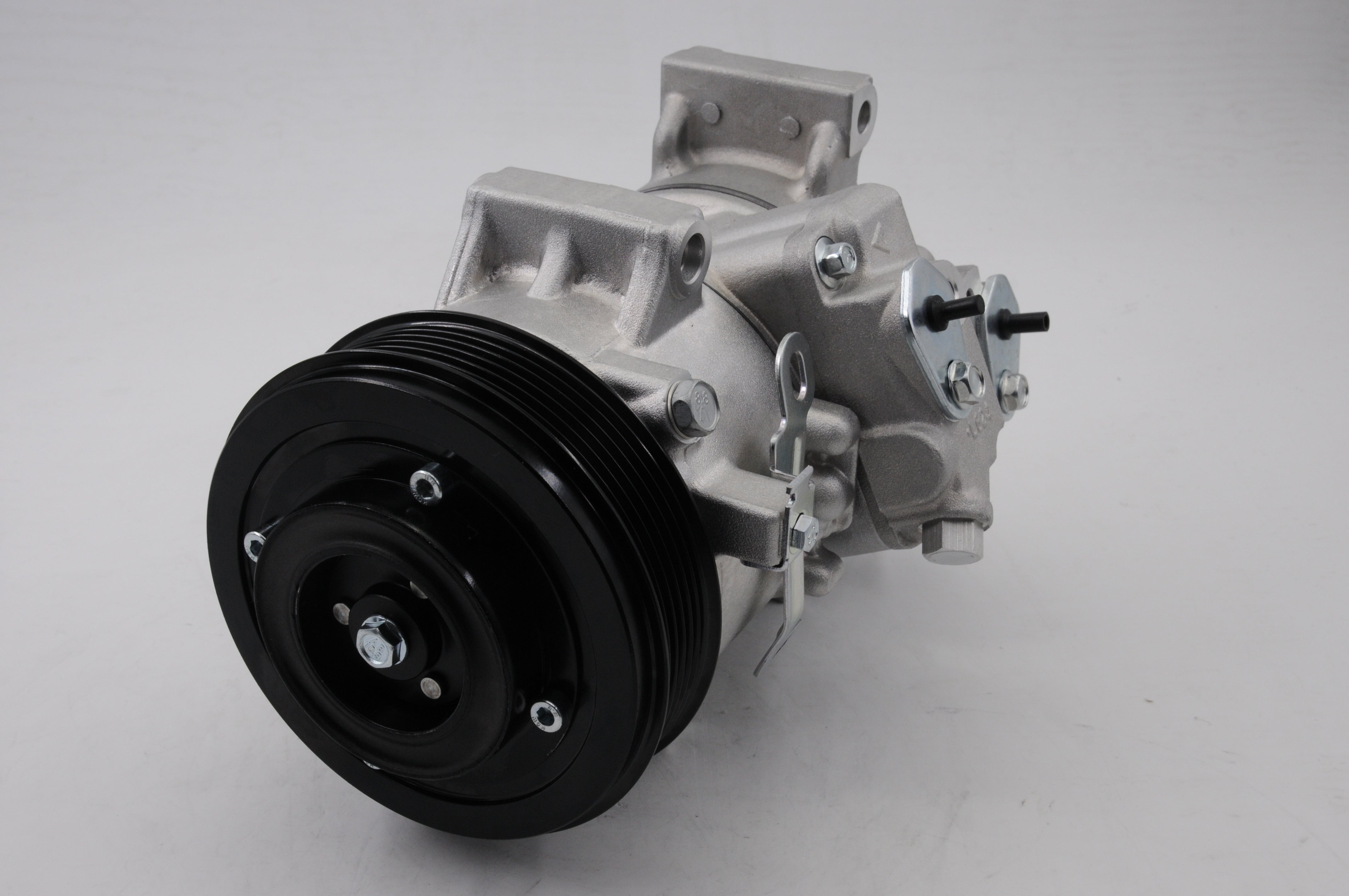AC Compressor for TOYOTA (CO.04.050)