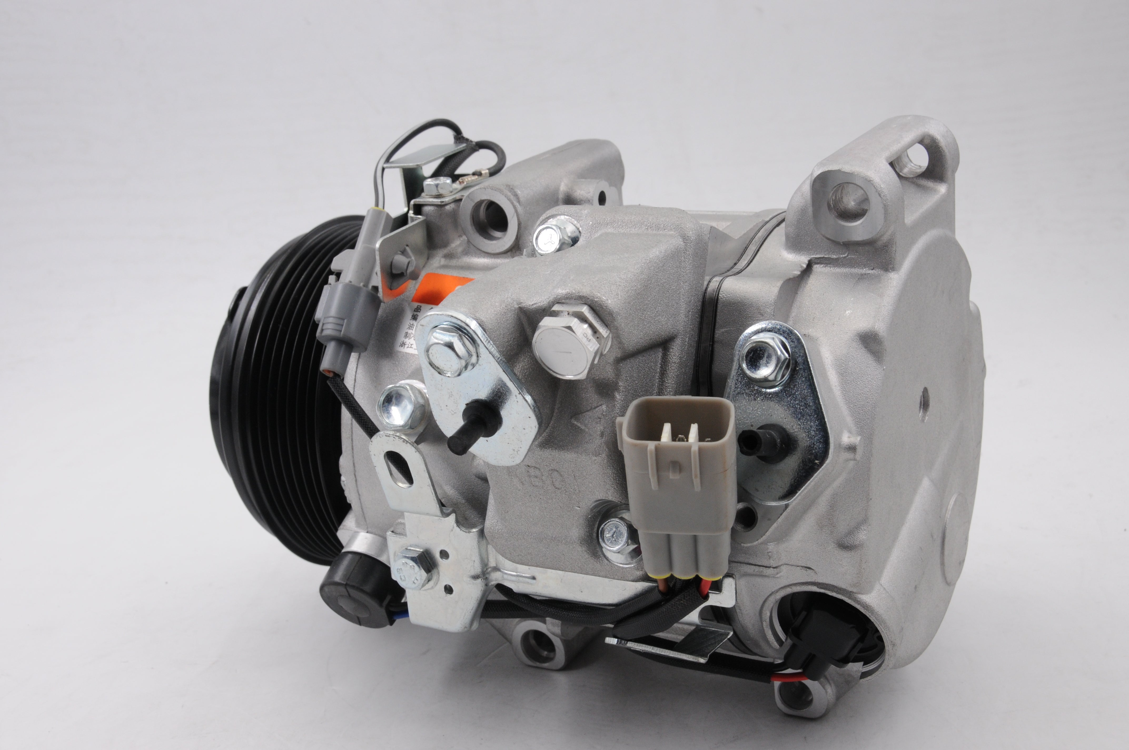 AC Compressor for TOYOTA (CO.04.064)