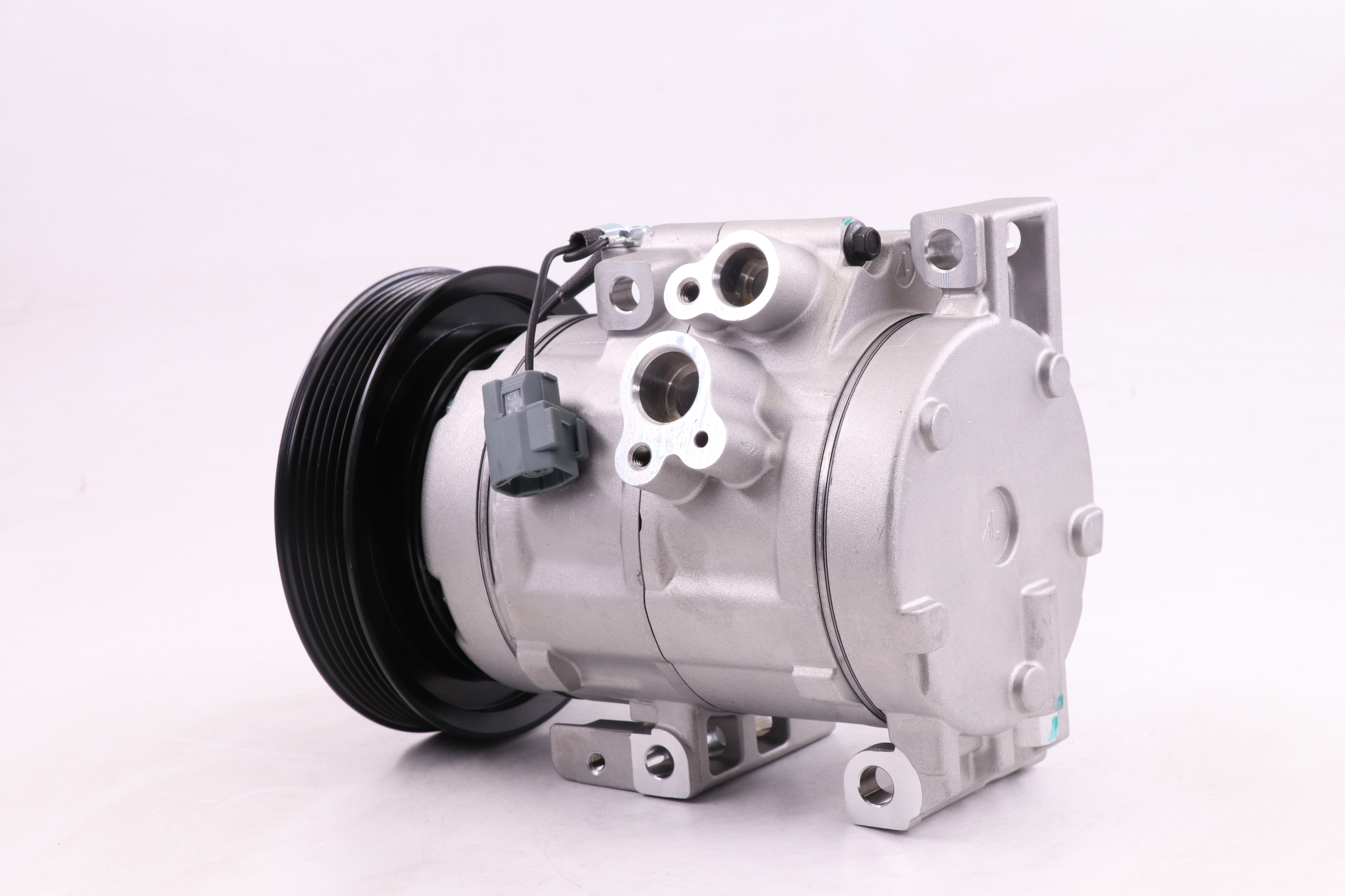AC Compressor for MAZDA (CO.05.003)