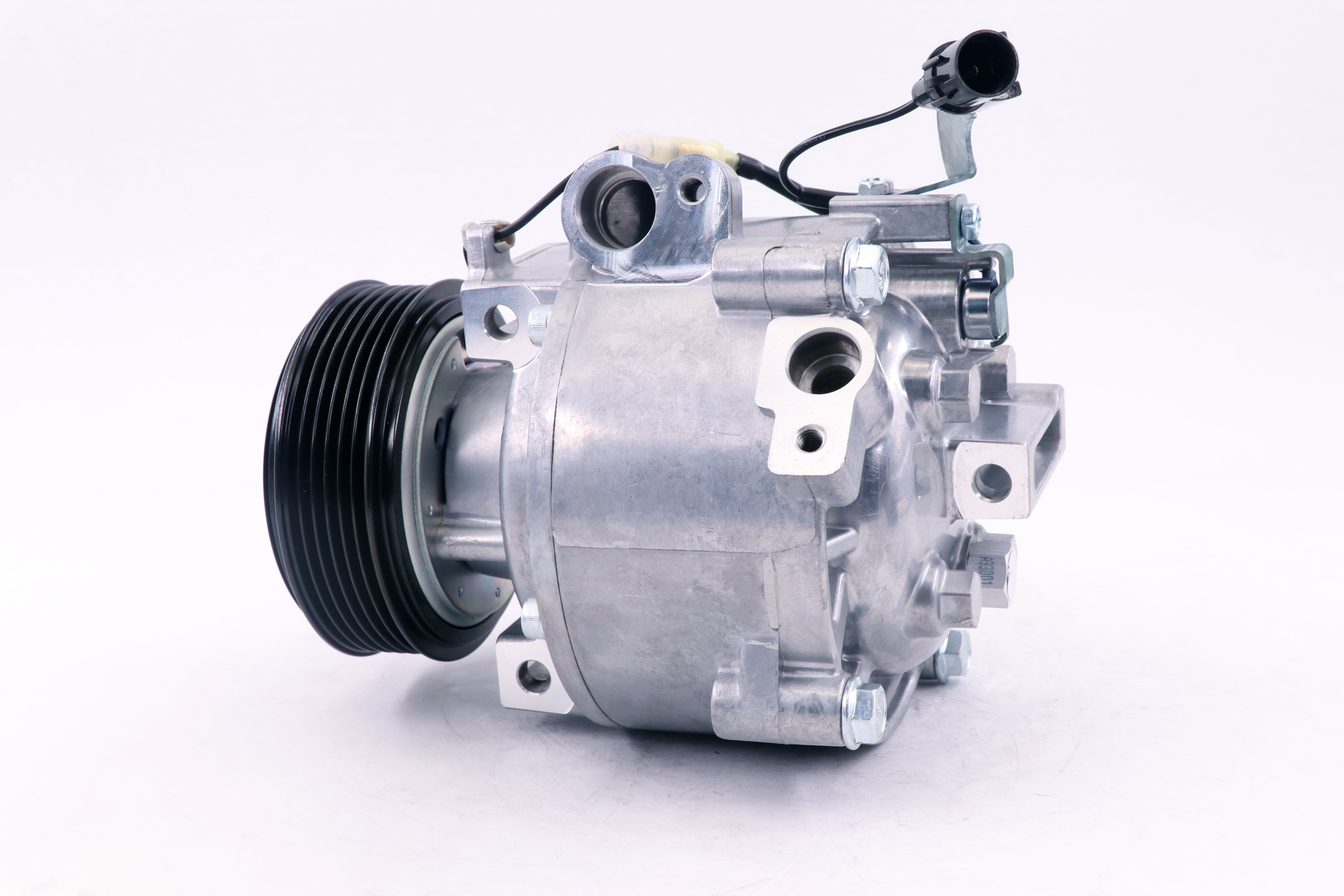 AC Compressor for MITSUBISHI (CO.06.023)