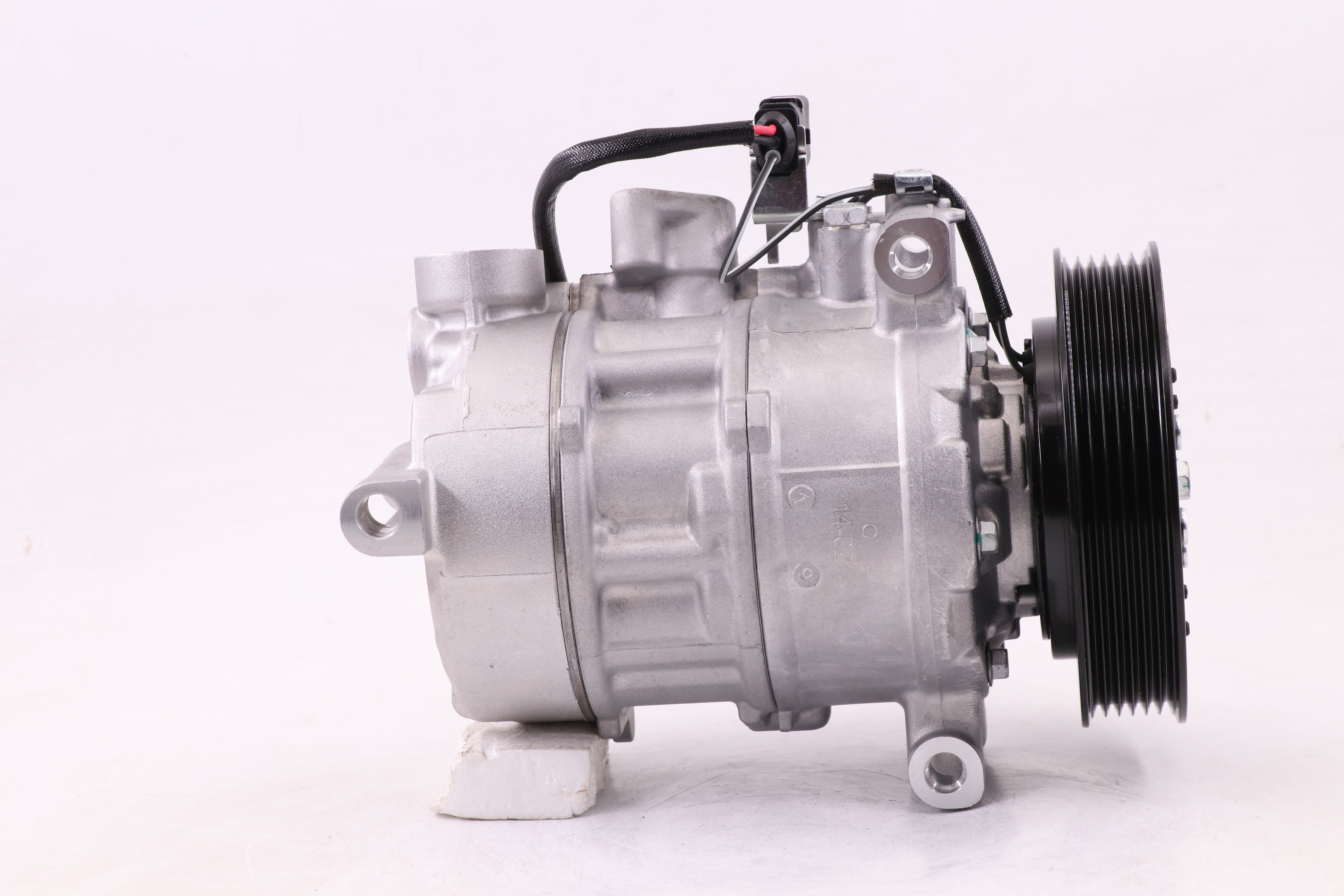 AC Compressor for AUDI (CO.11.024)