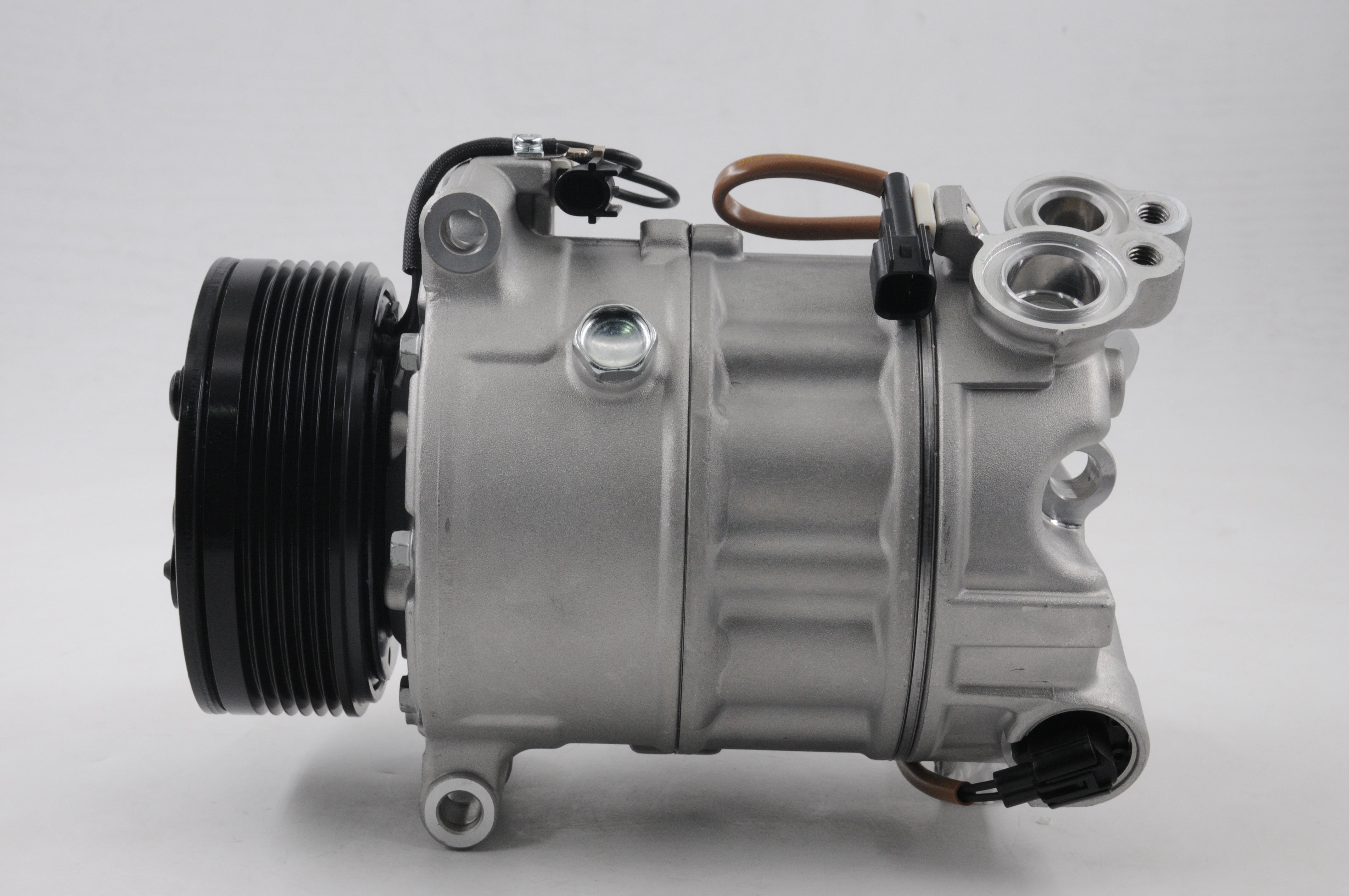 AC Compressor for JAGUAR & LAND ROVER (CO.14.007)