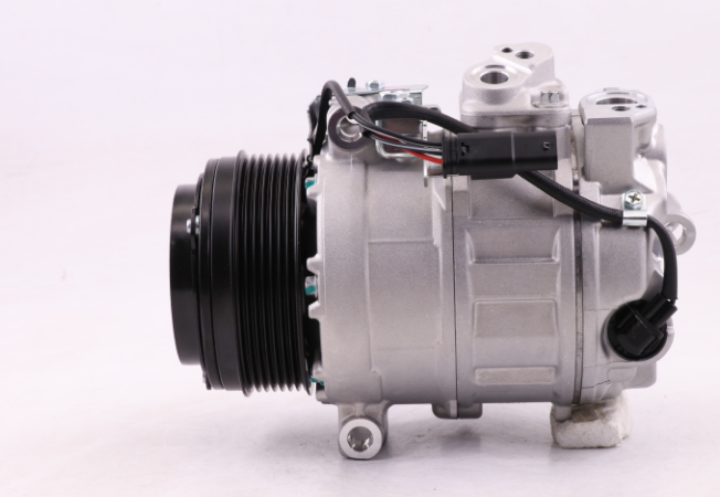 AC Compressor for MERCEDES BENZ (CO.15.019)