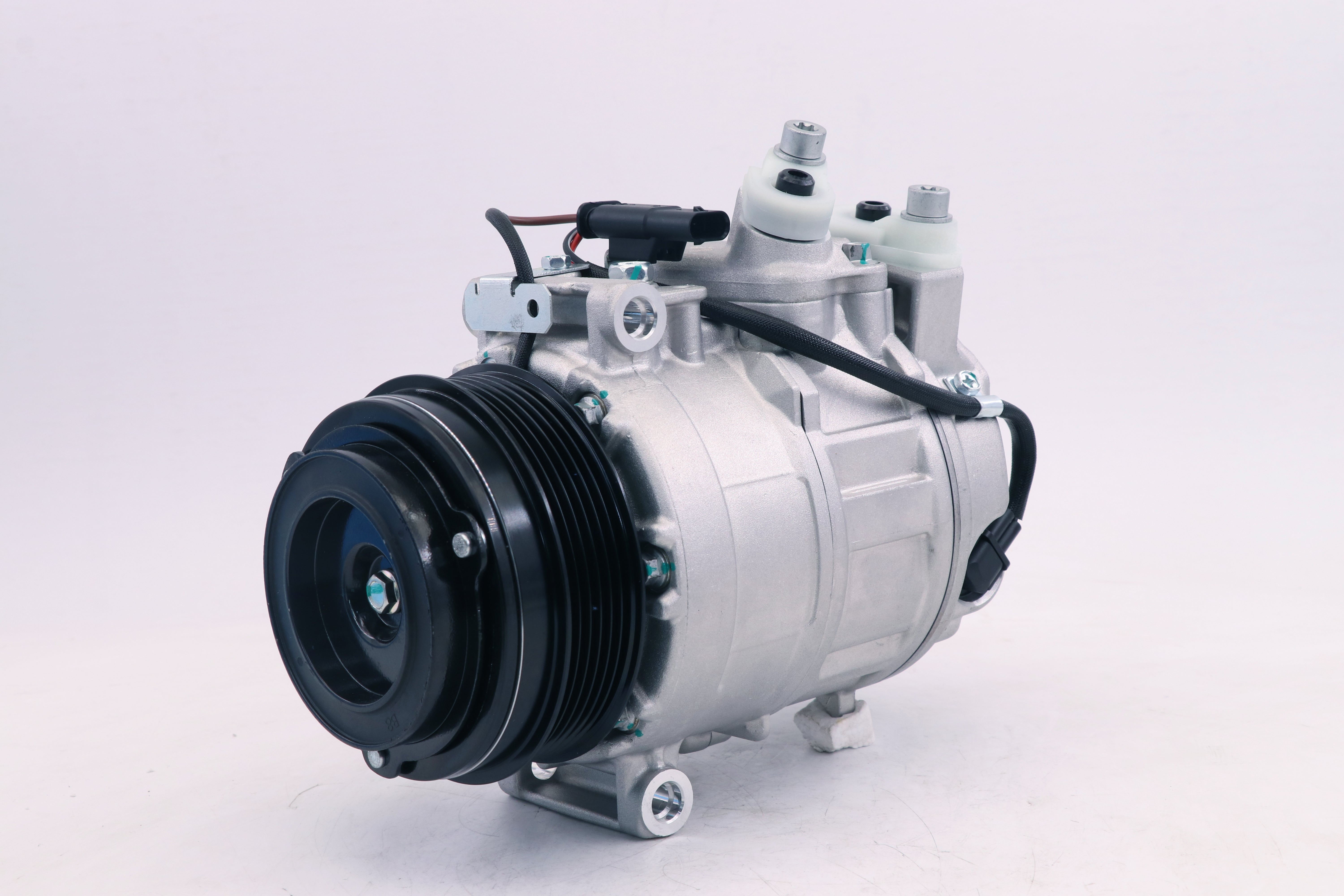 AC Compressor for MERCEDES BENZ (CO.15.020)