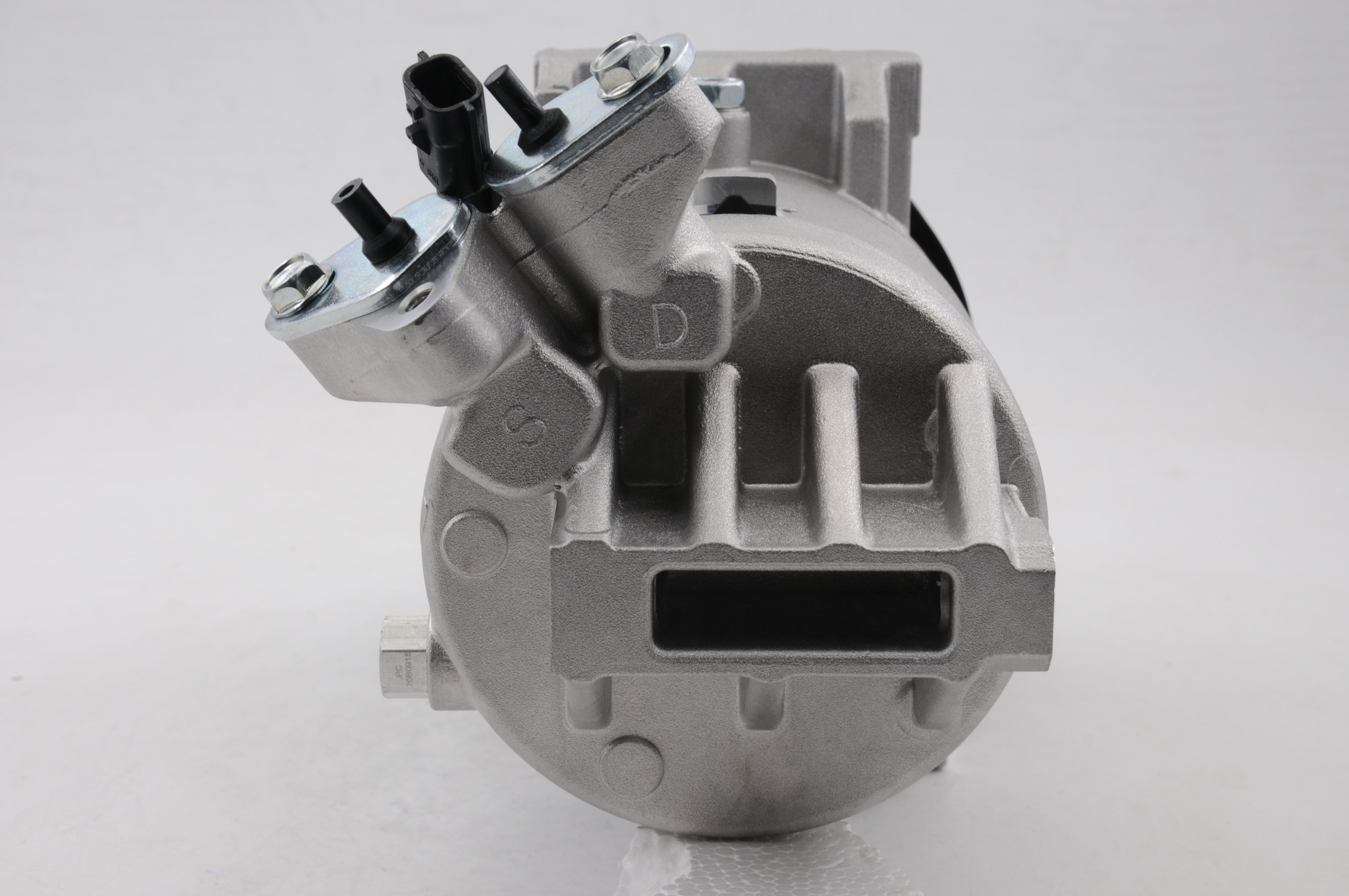 AC Compressor for RENAULT (CO.19.004)