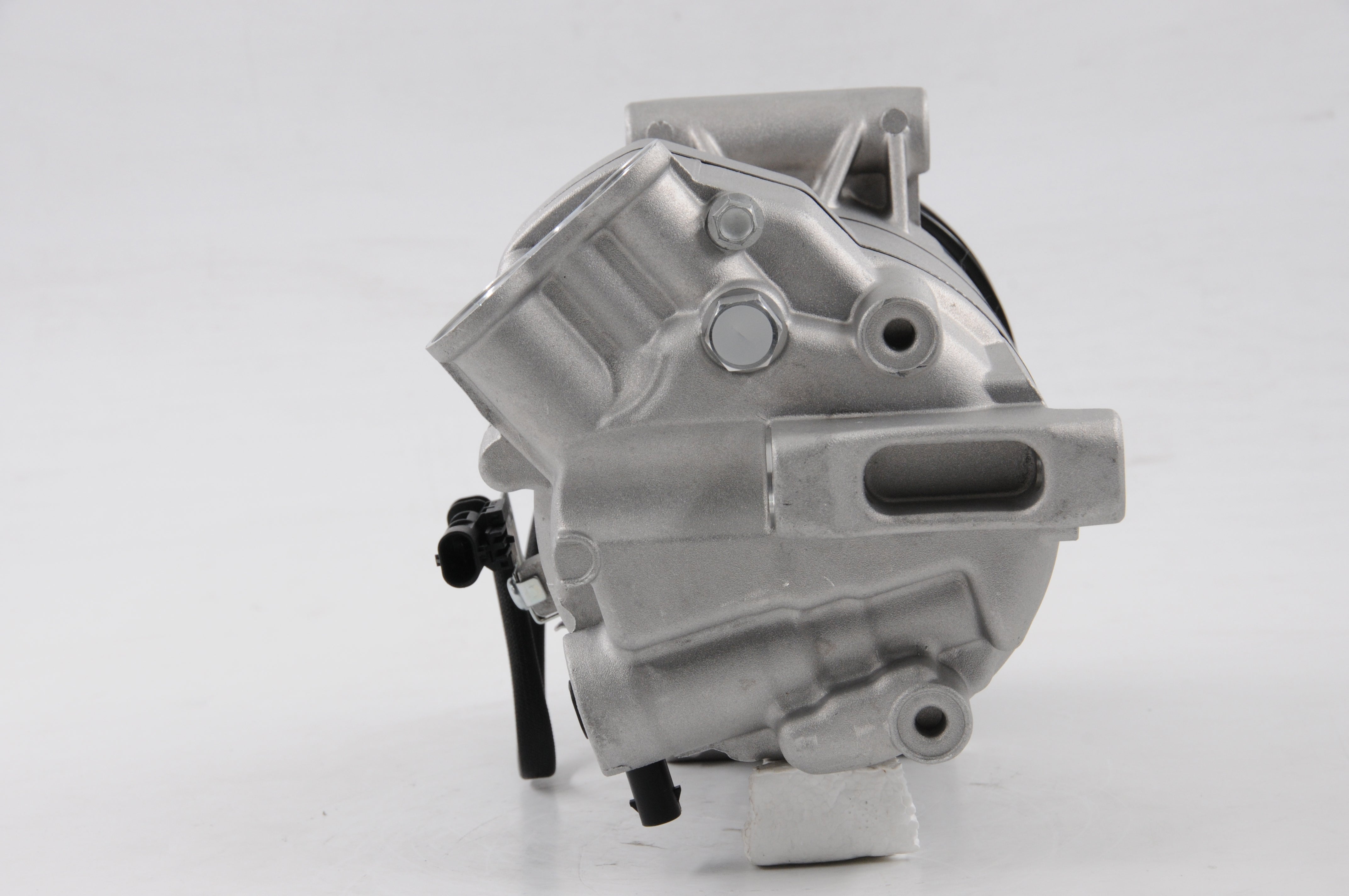 AC Compressor for HOLDEN & CHEVROLET (CO.21.016)