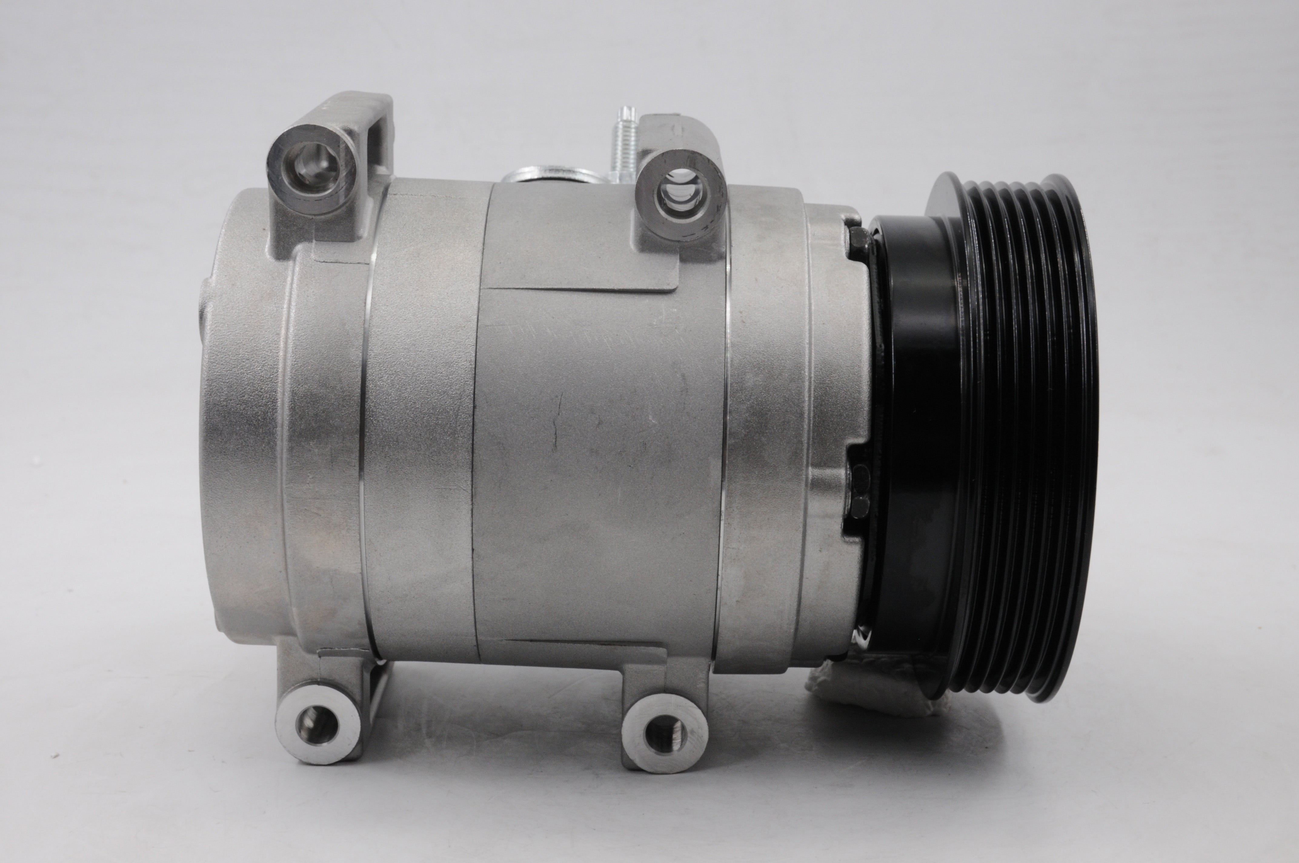 AC Compressor for HOLDEN (CO.21.017)