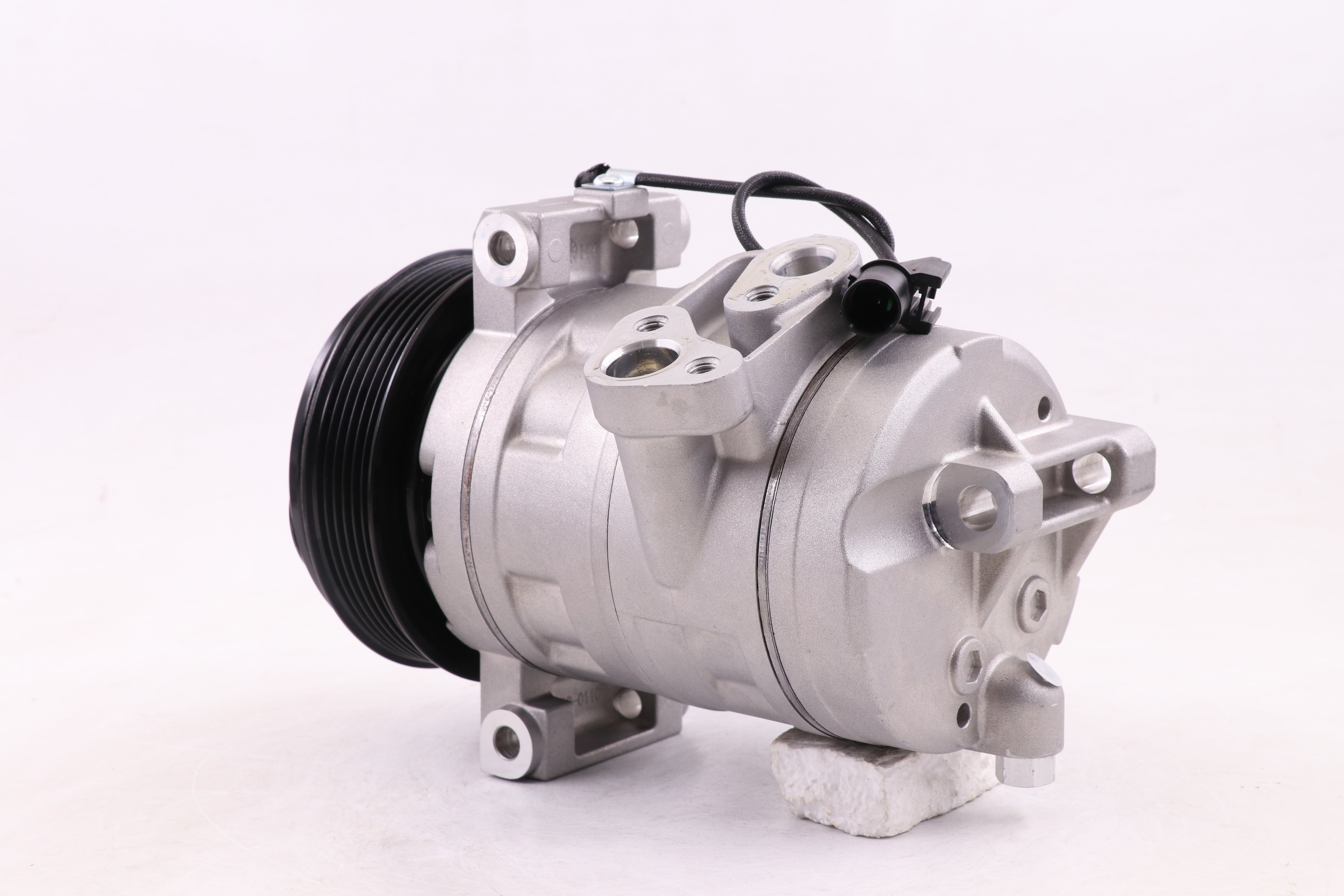AC Compressor for FORD (CO.23.033)
