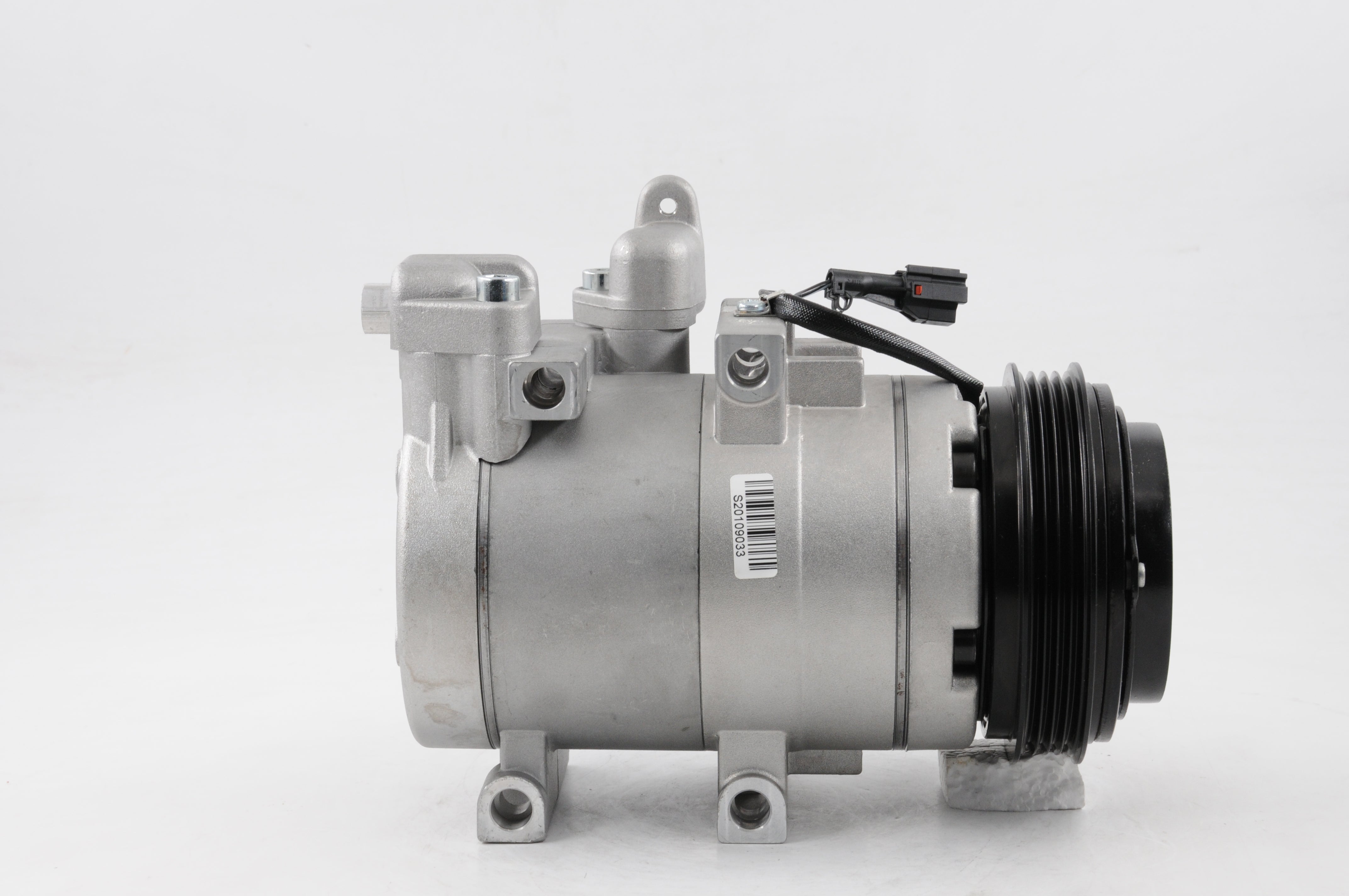 AC Compressor for KIA (CO.43.013)