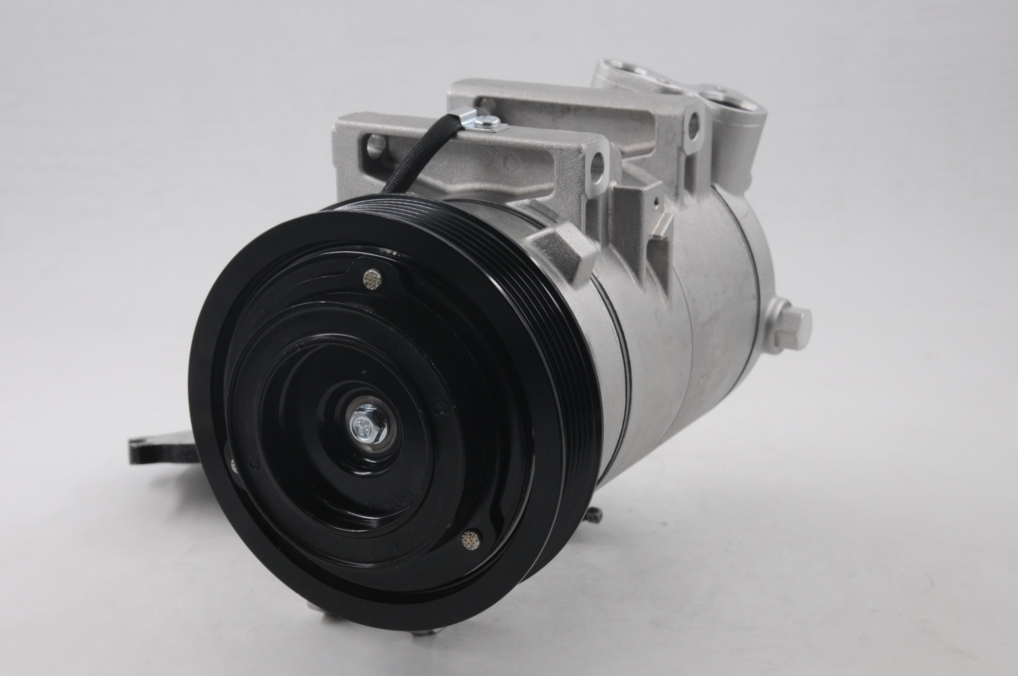 AC Compressor for RENAULT (CO.02.014)