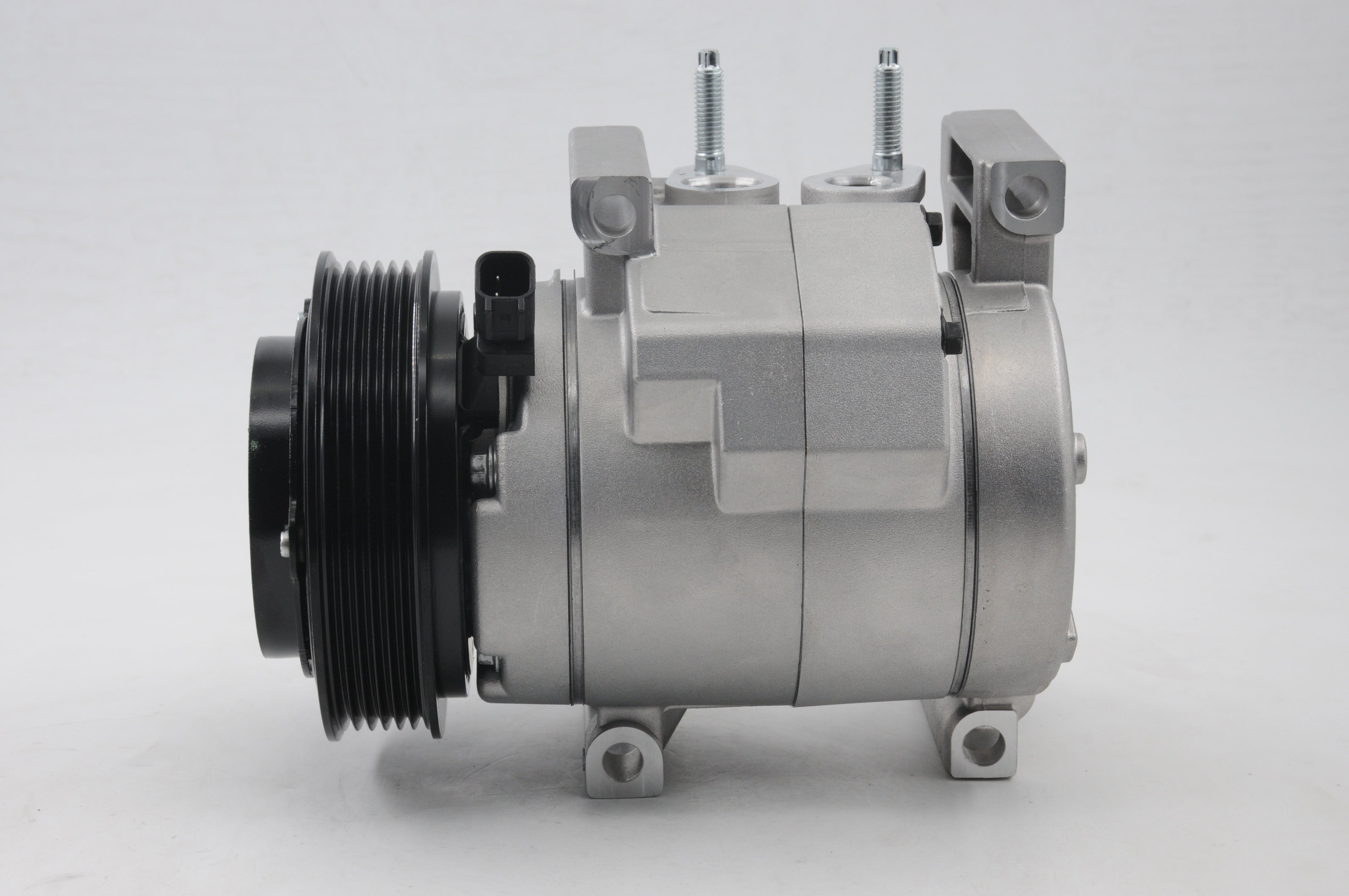 AC Compressor for JEEP (CO.22.006)