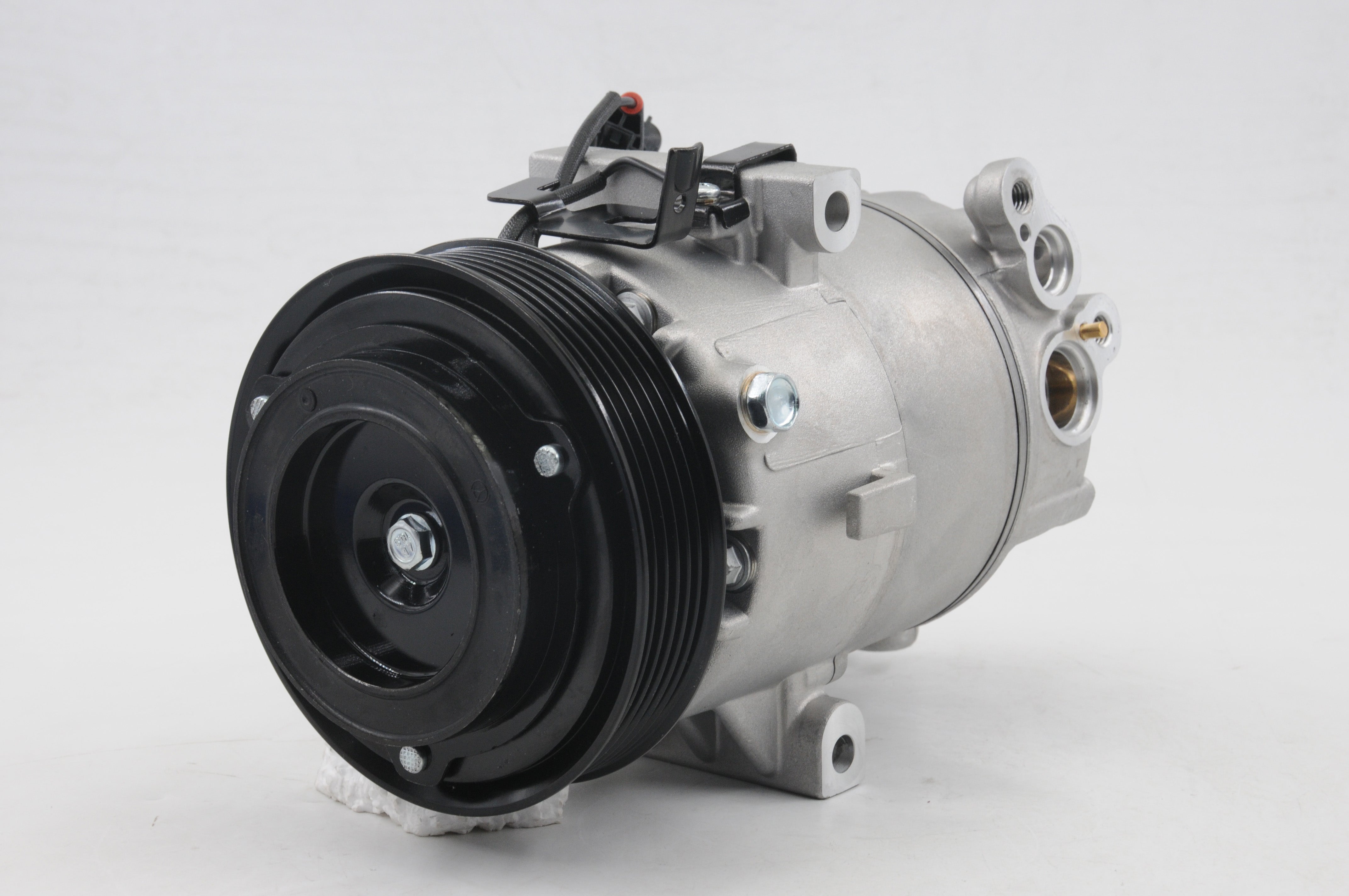 AC Compressor for HYUNDAI & KIA (CO.42.010)