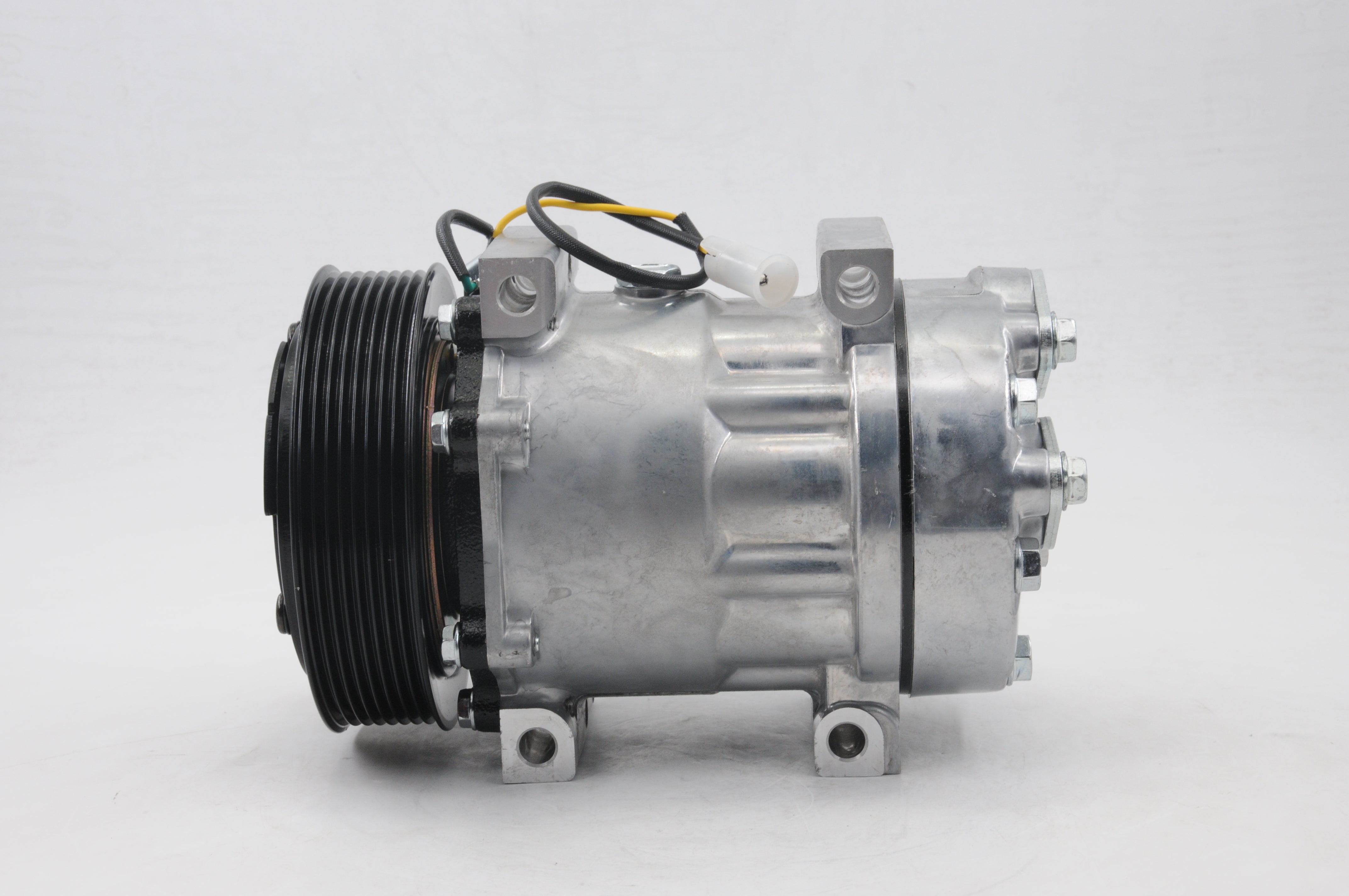 AC Compressor for VOLVO (CO.17.002)