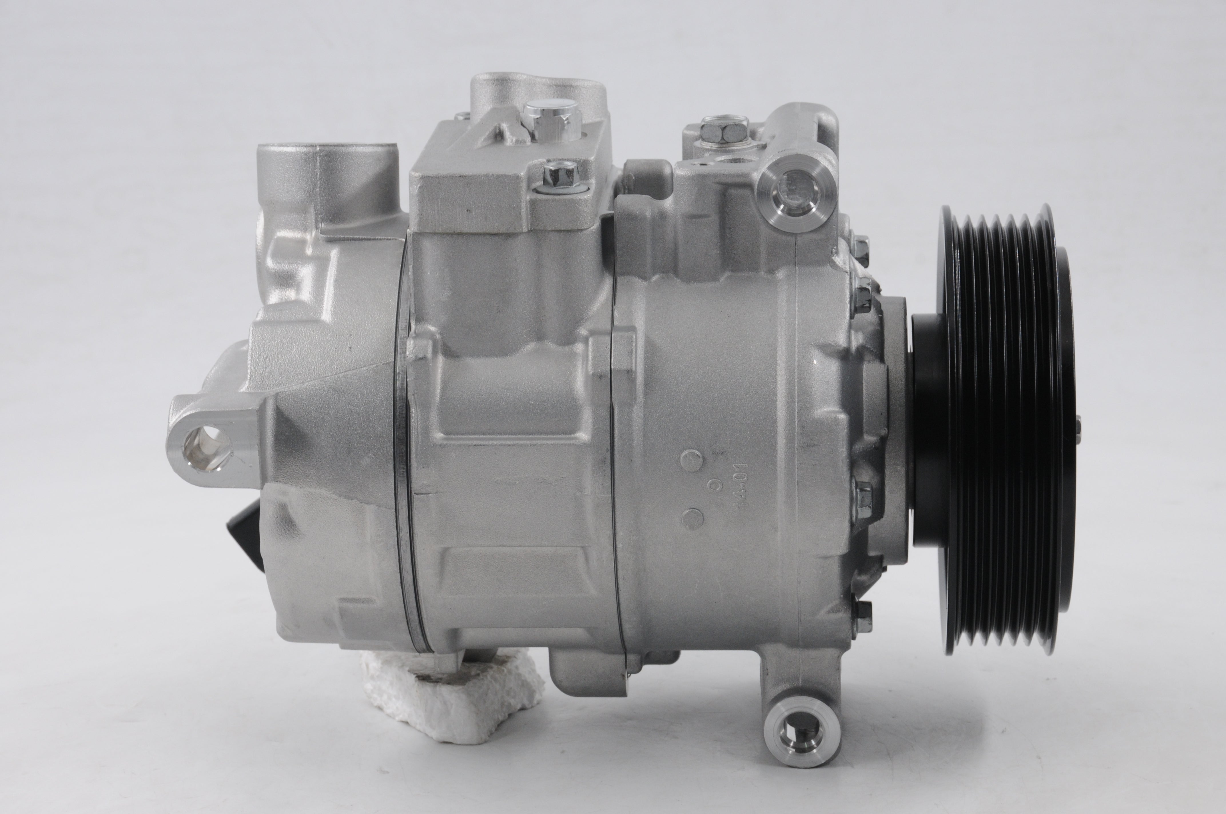 AC Compressor for AUDI & VW (CO.11.017)