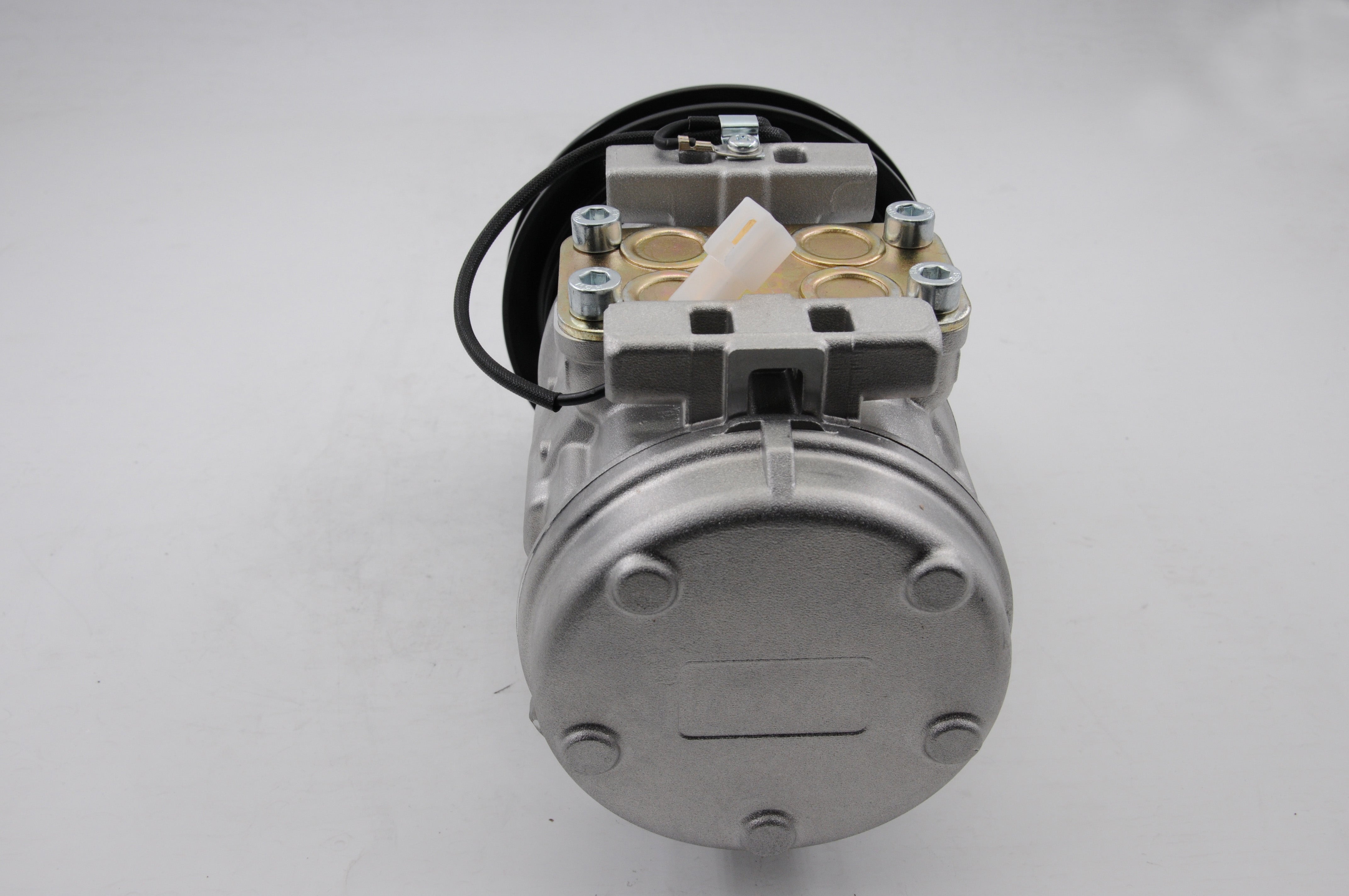 AC Compressor for TOYOTA& MAZDA (CO.04.060)