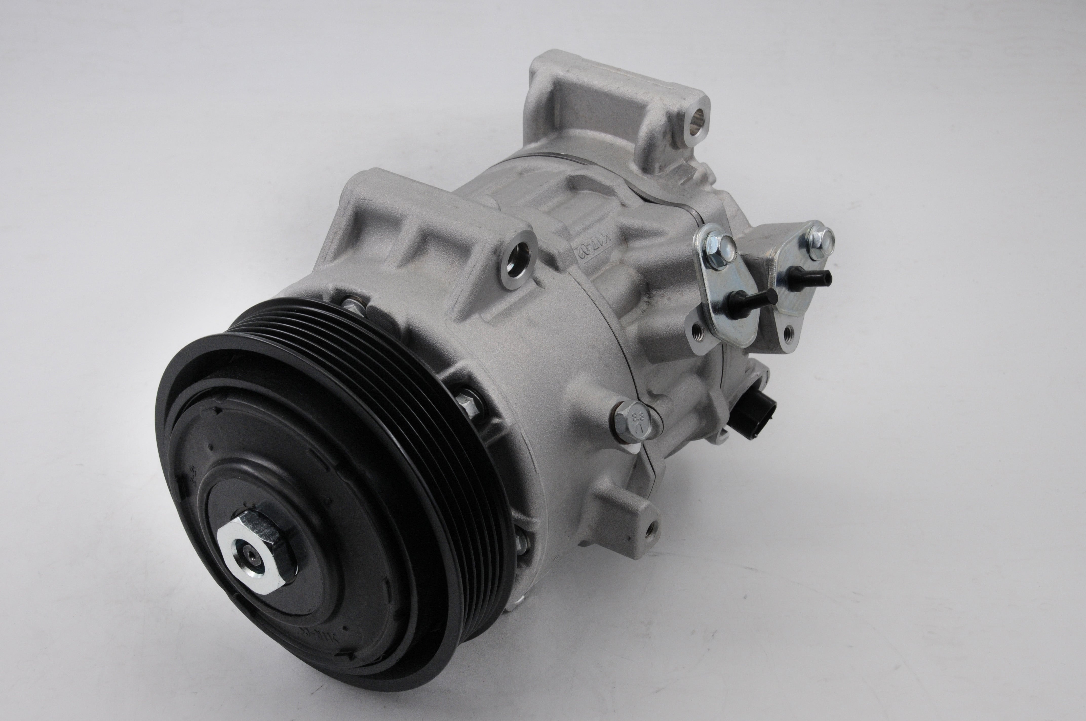 AC Compressor for TOYOTA (CO.04.101)