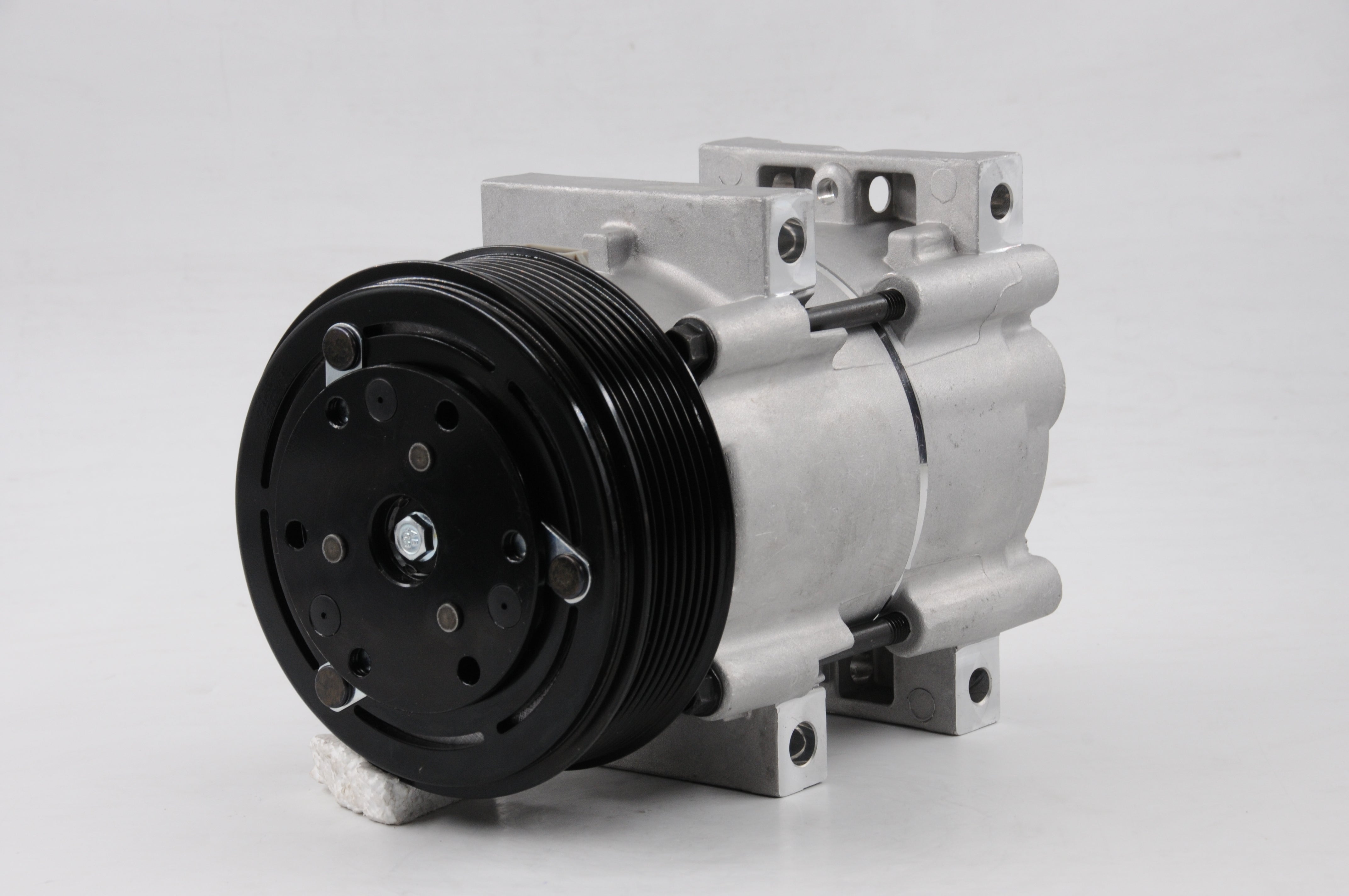 AC Compressor for FORD (CO.23.020)