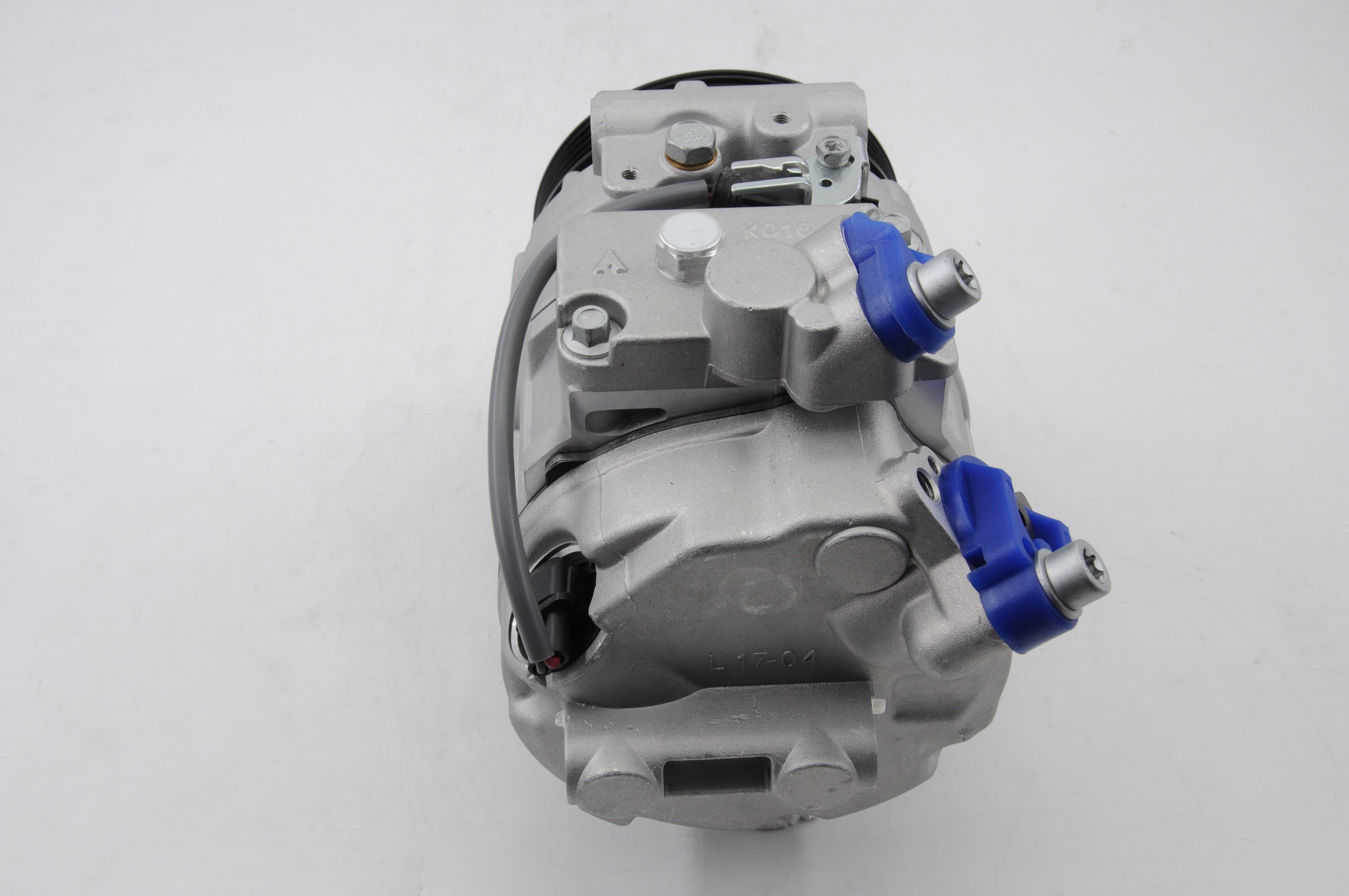AC Compressor for BMW (CO.12.021)