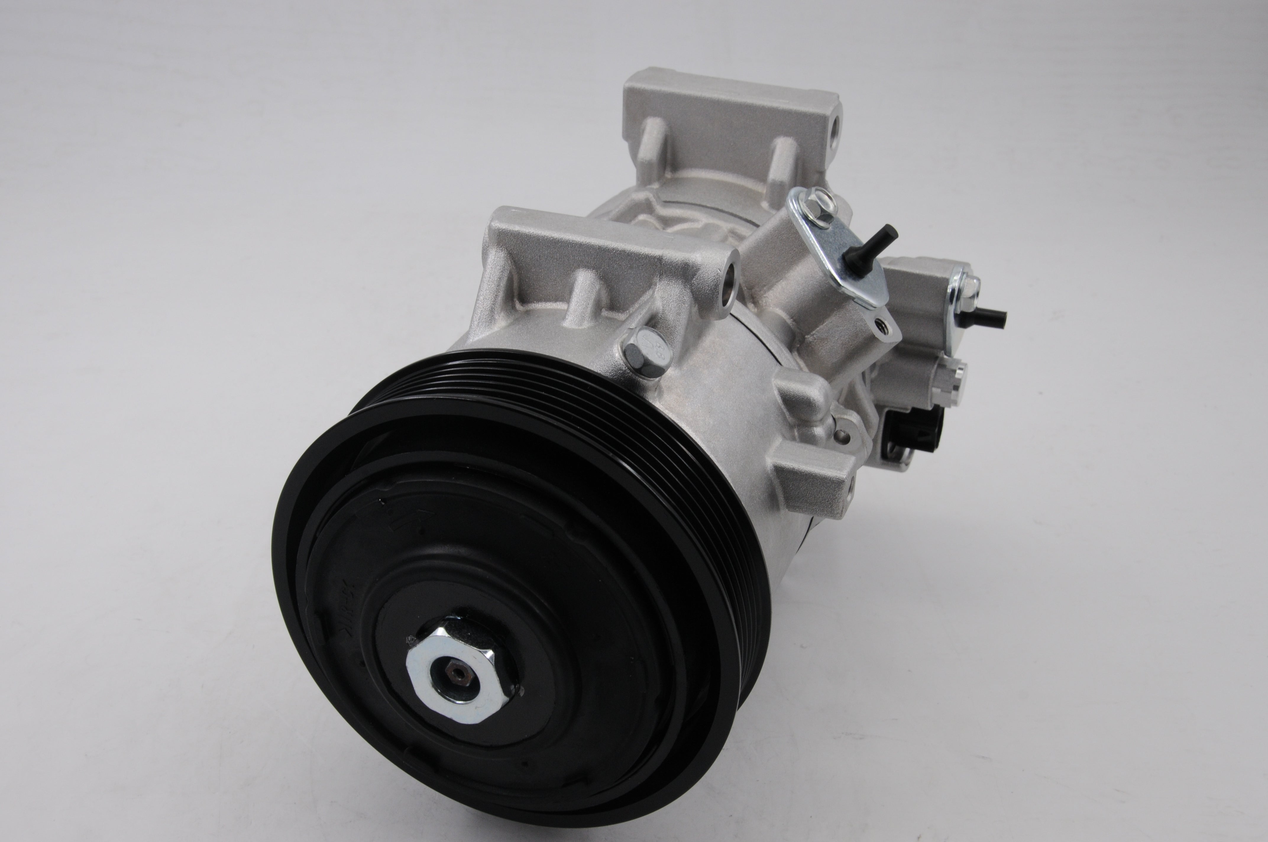 AC Compressor for TOYOTA (CO.04.019)