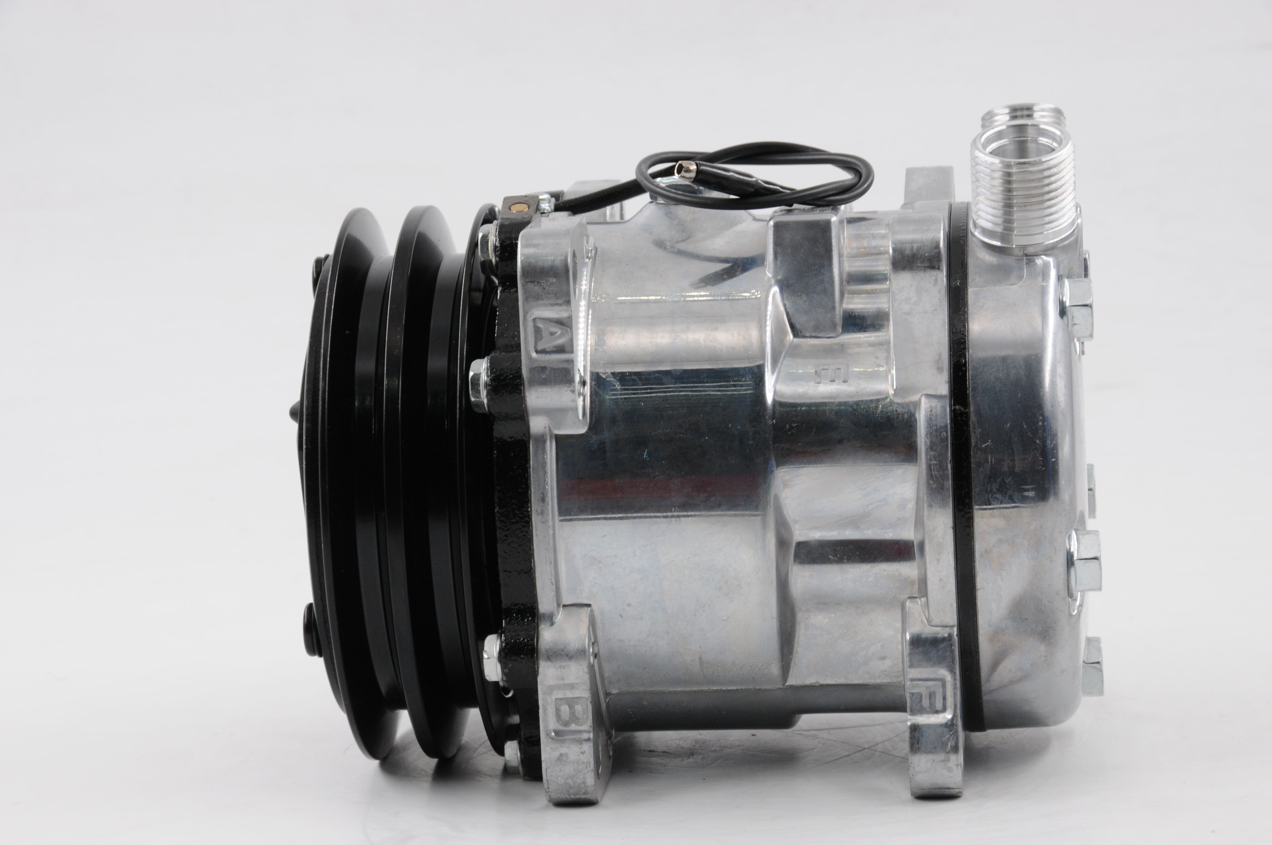 AC Compressor for Land Rover (CO.88.045)