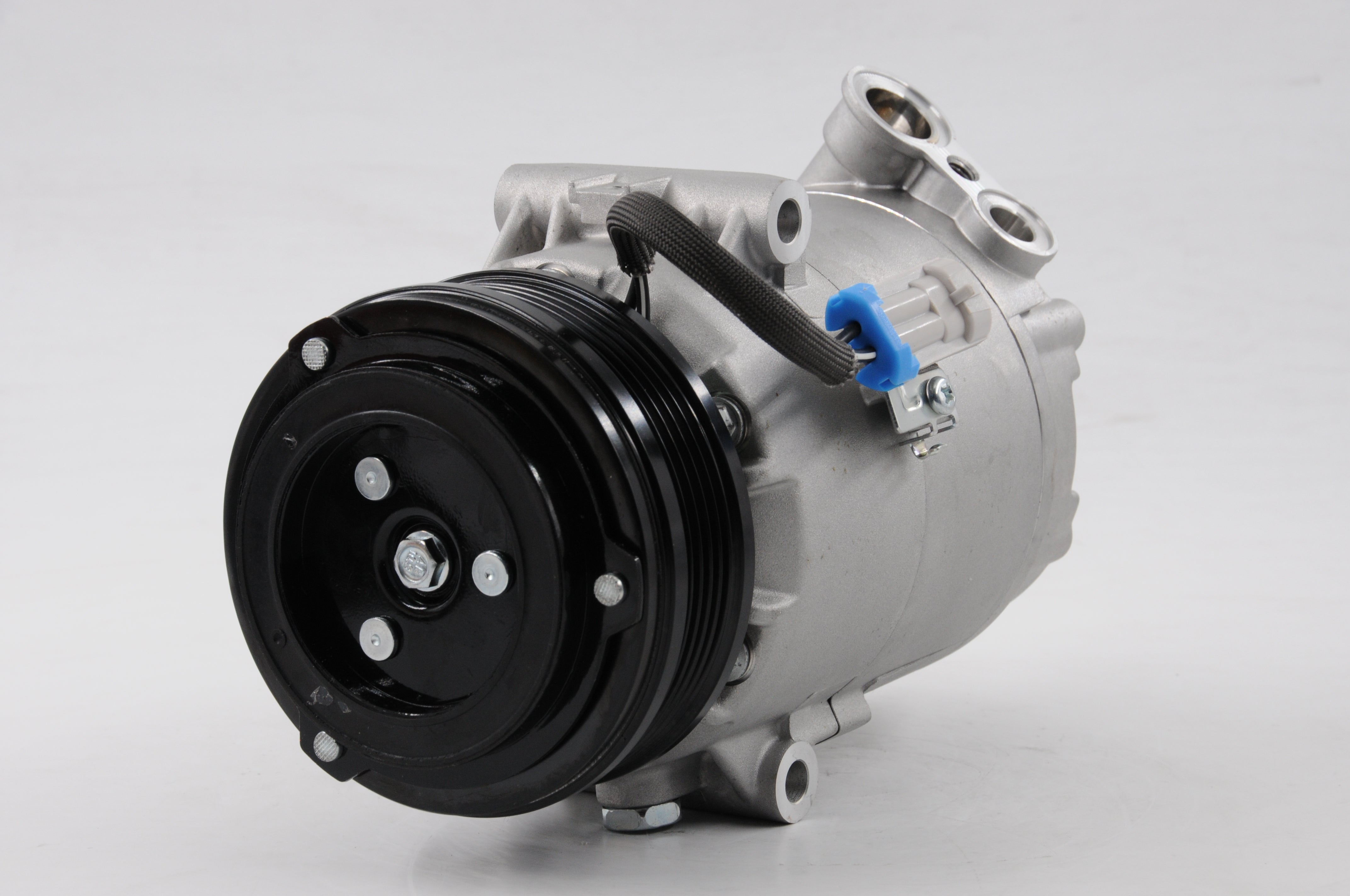 AC Compressor for HOLDEN (CO.81.003)