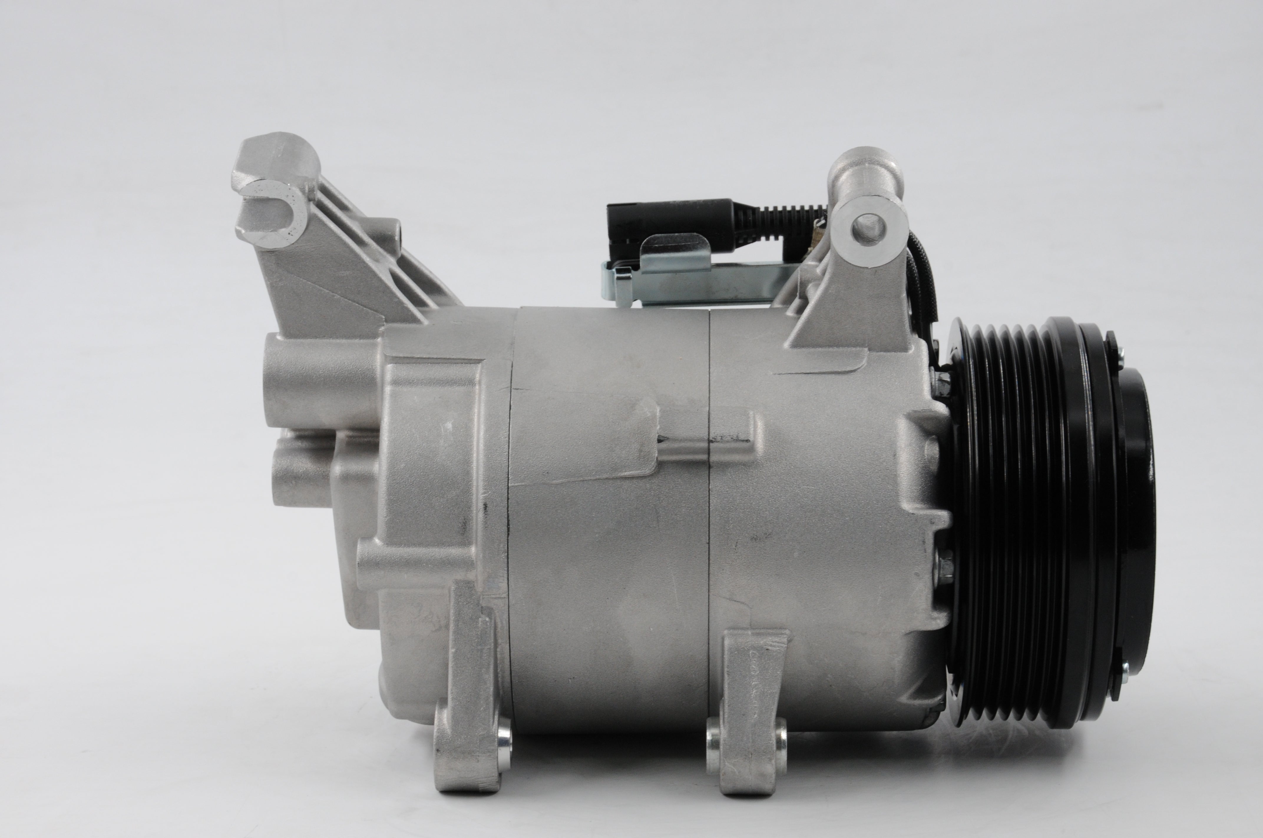 AC Compressor for MINI COPPER (CO.12.008)