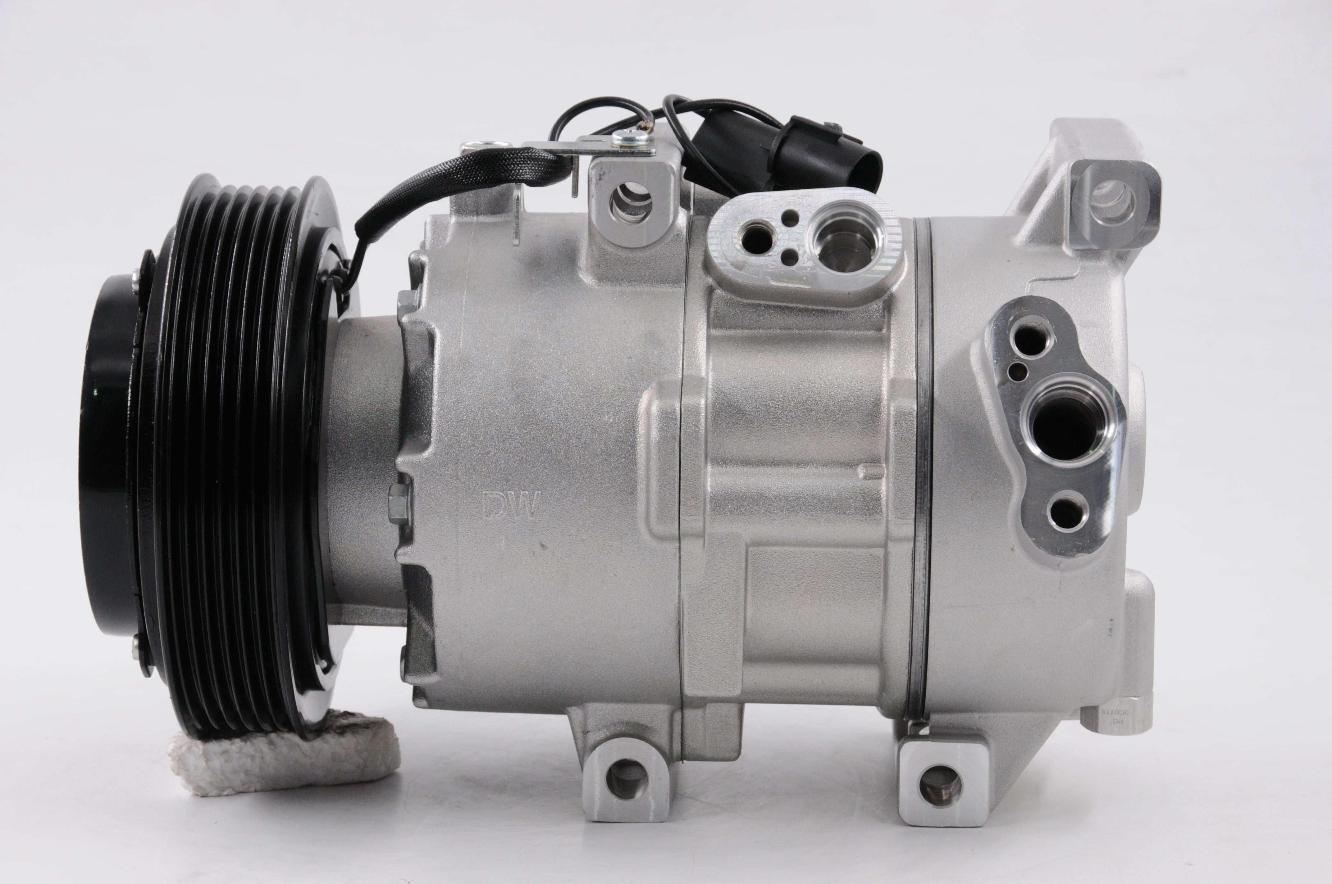 AC Compressor for HYUNDAI (CO.43.015)
