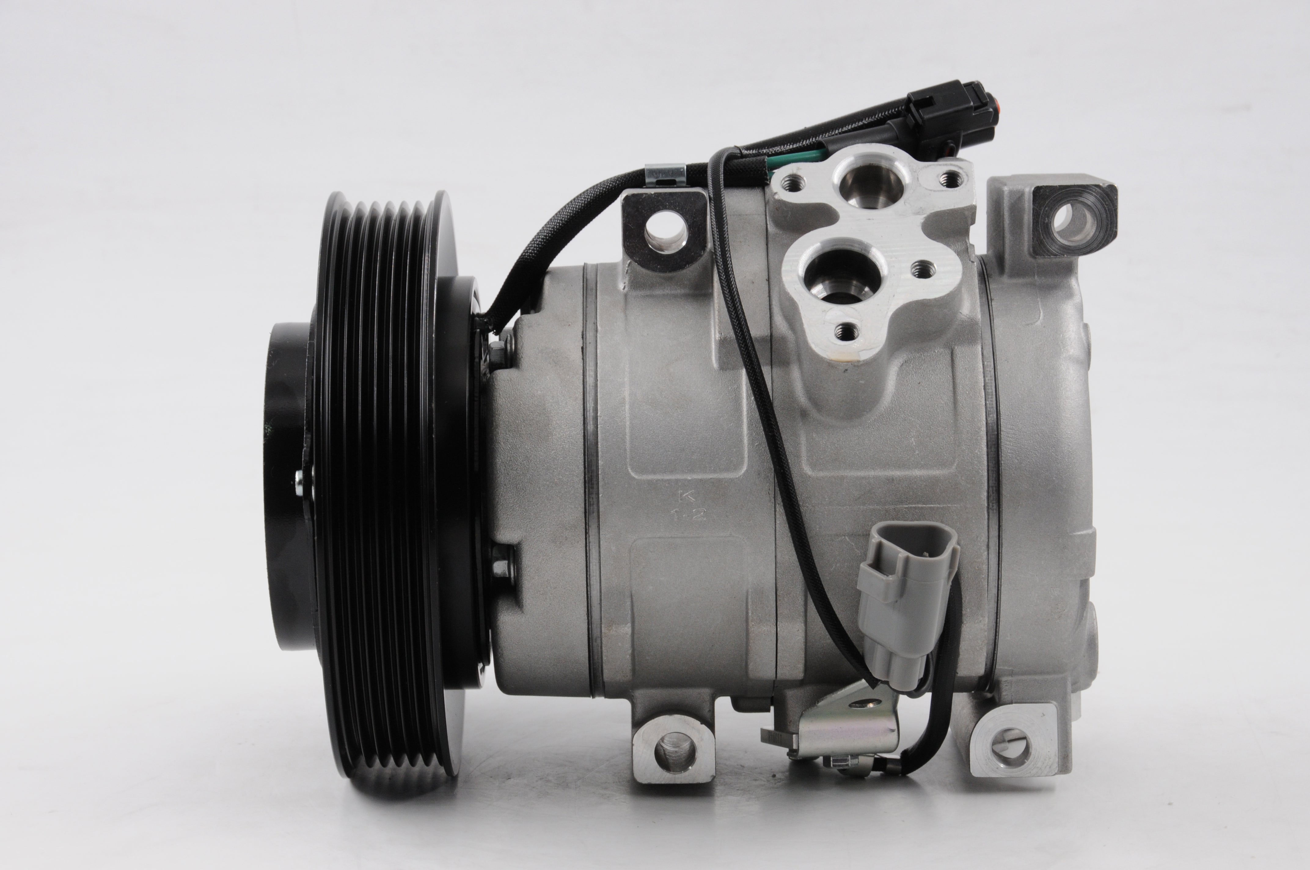 AC Compressor for HINO (CO.80.008)