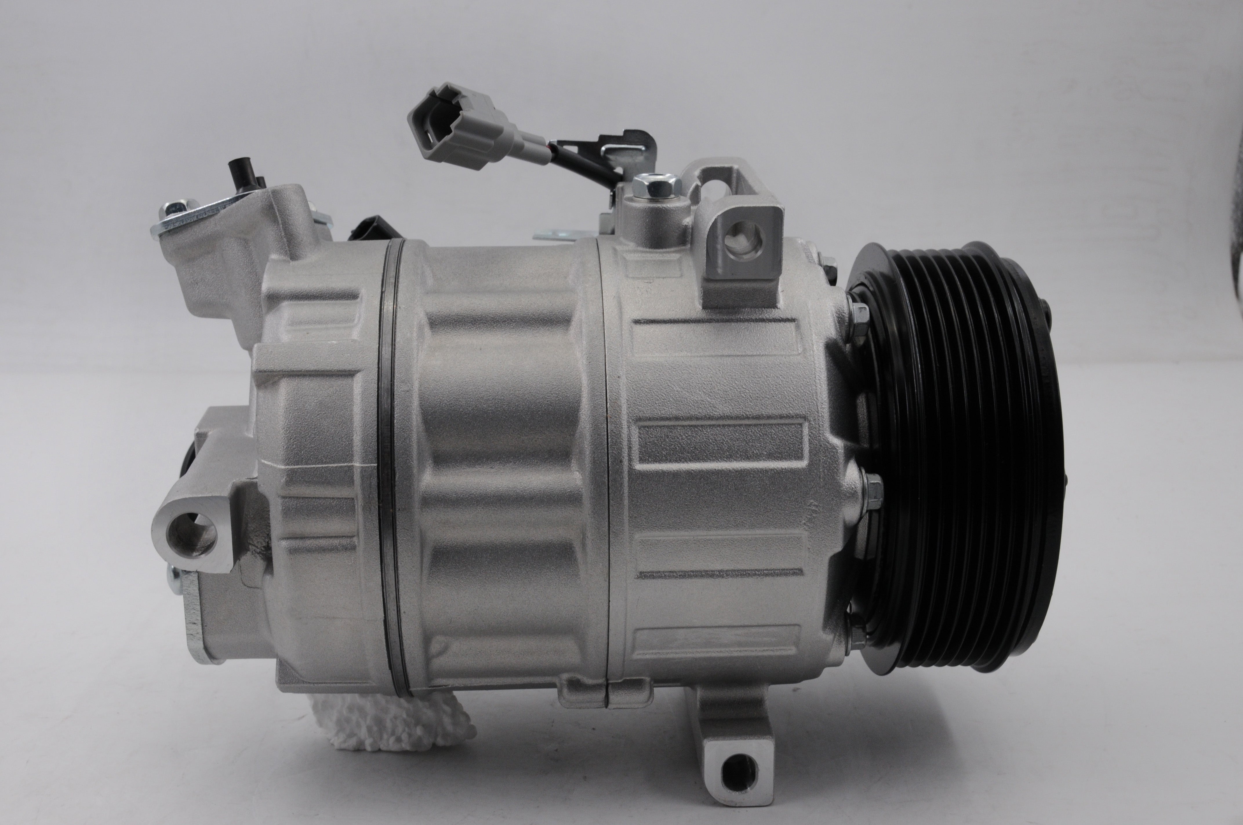 AC Compressor for RENAULT (CO.19.002)
