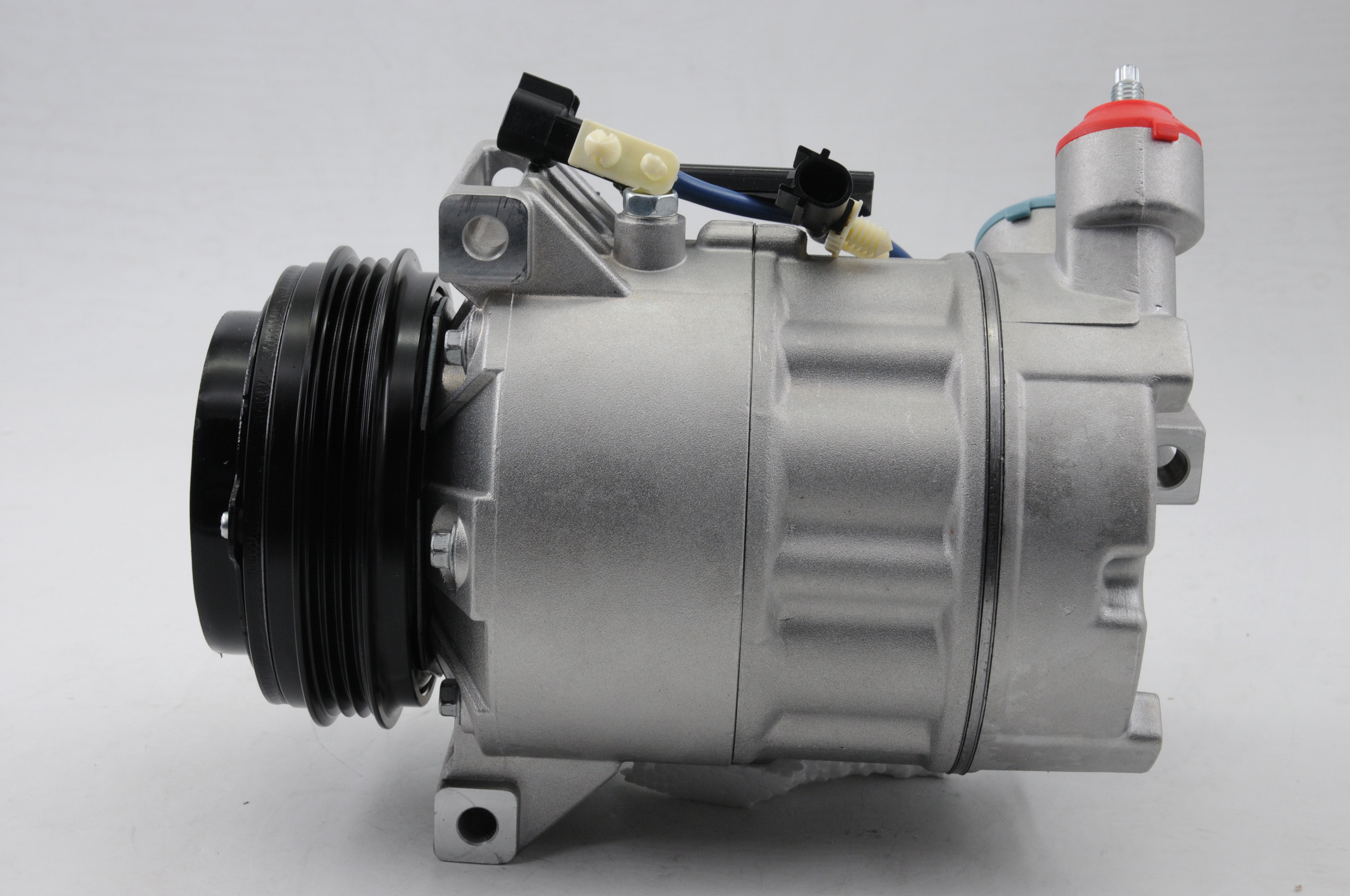AC Compressor for VOLVO (CO.17.001)