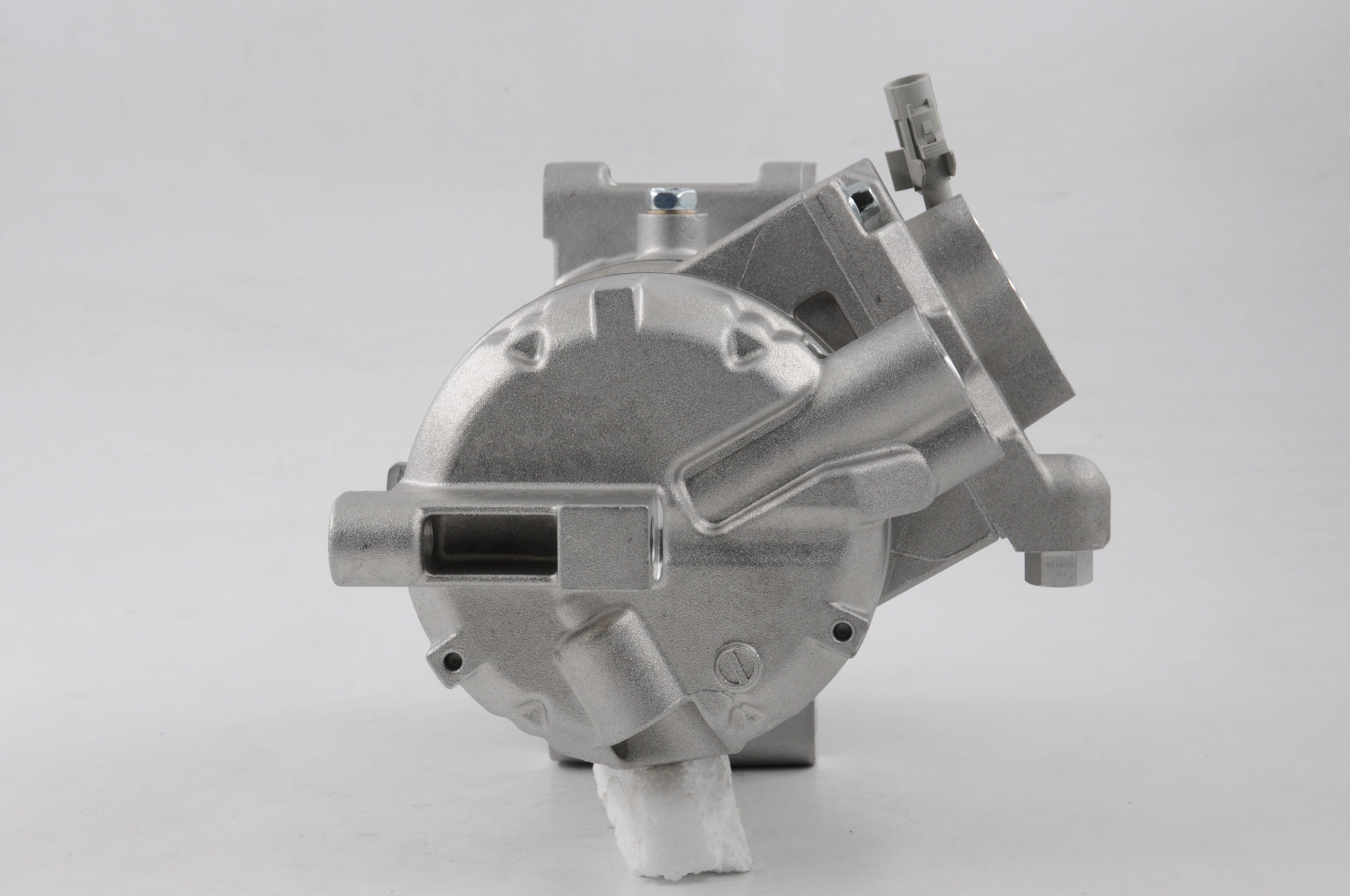 AC Compressor for SUZUKI (CO.08.016)