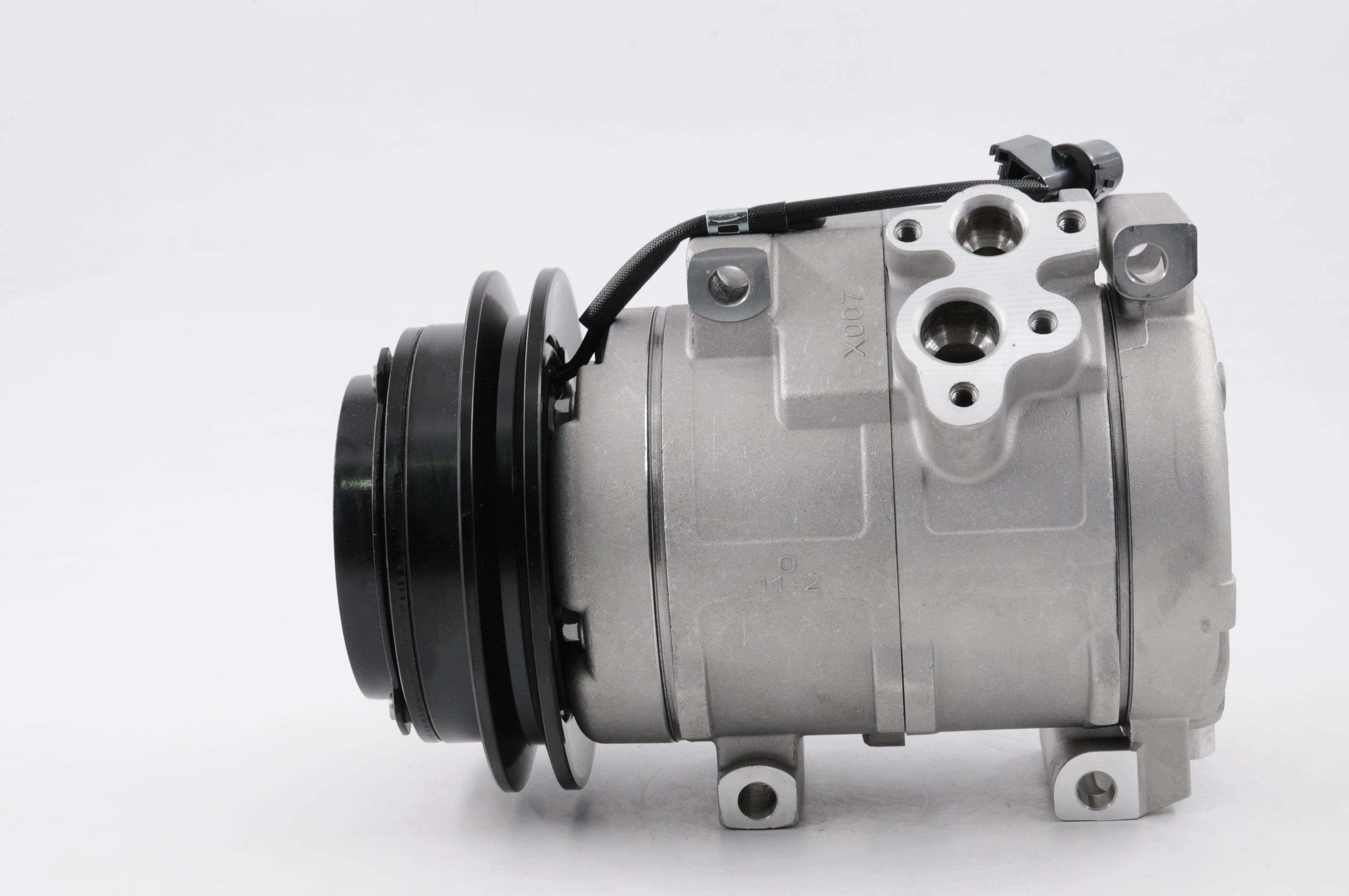 AC Compressor for MITSUBISHI (CO.06.019)