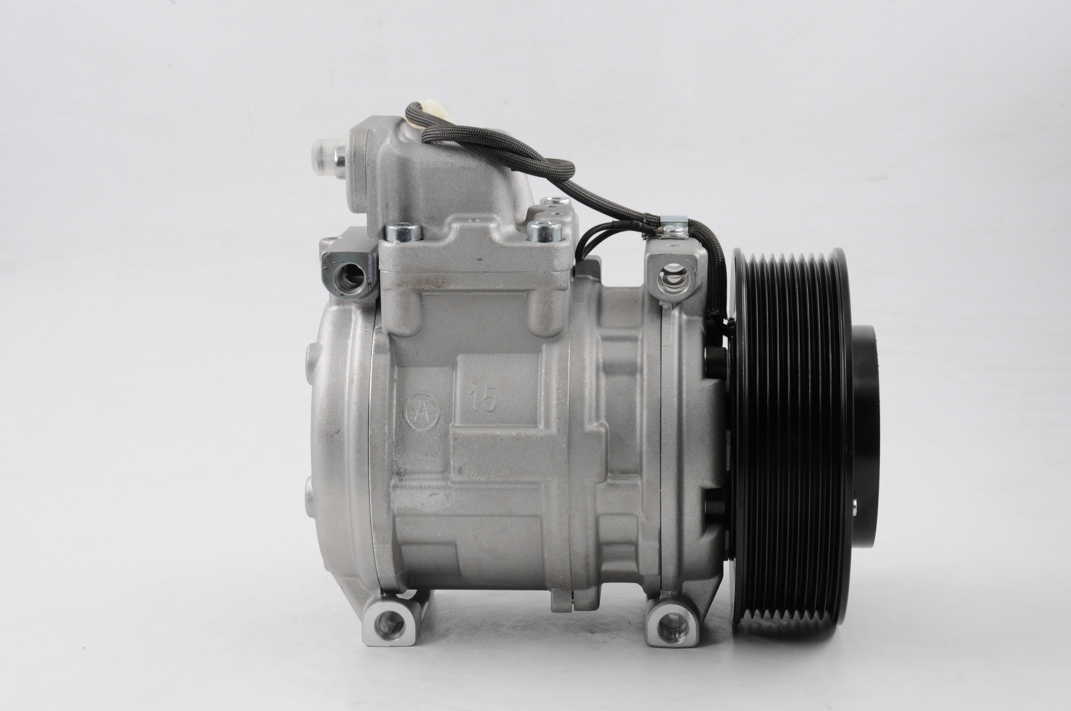 AC Compressor for BELL & HITACHI (CO.80.010)