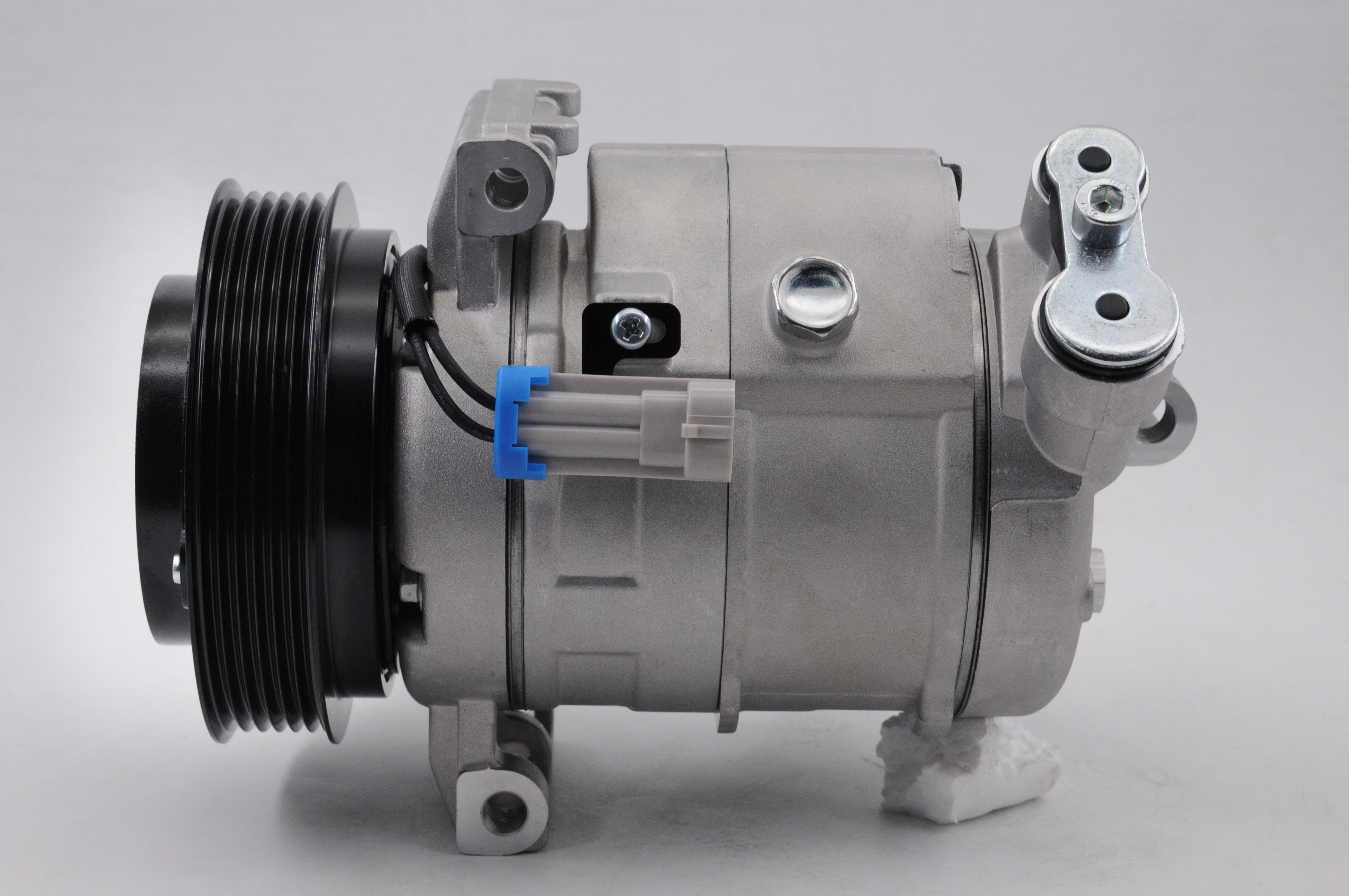 AC Compressor for HOLDEN (CO.21.002)
