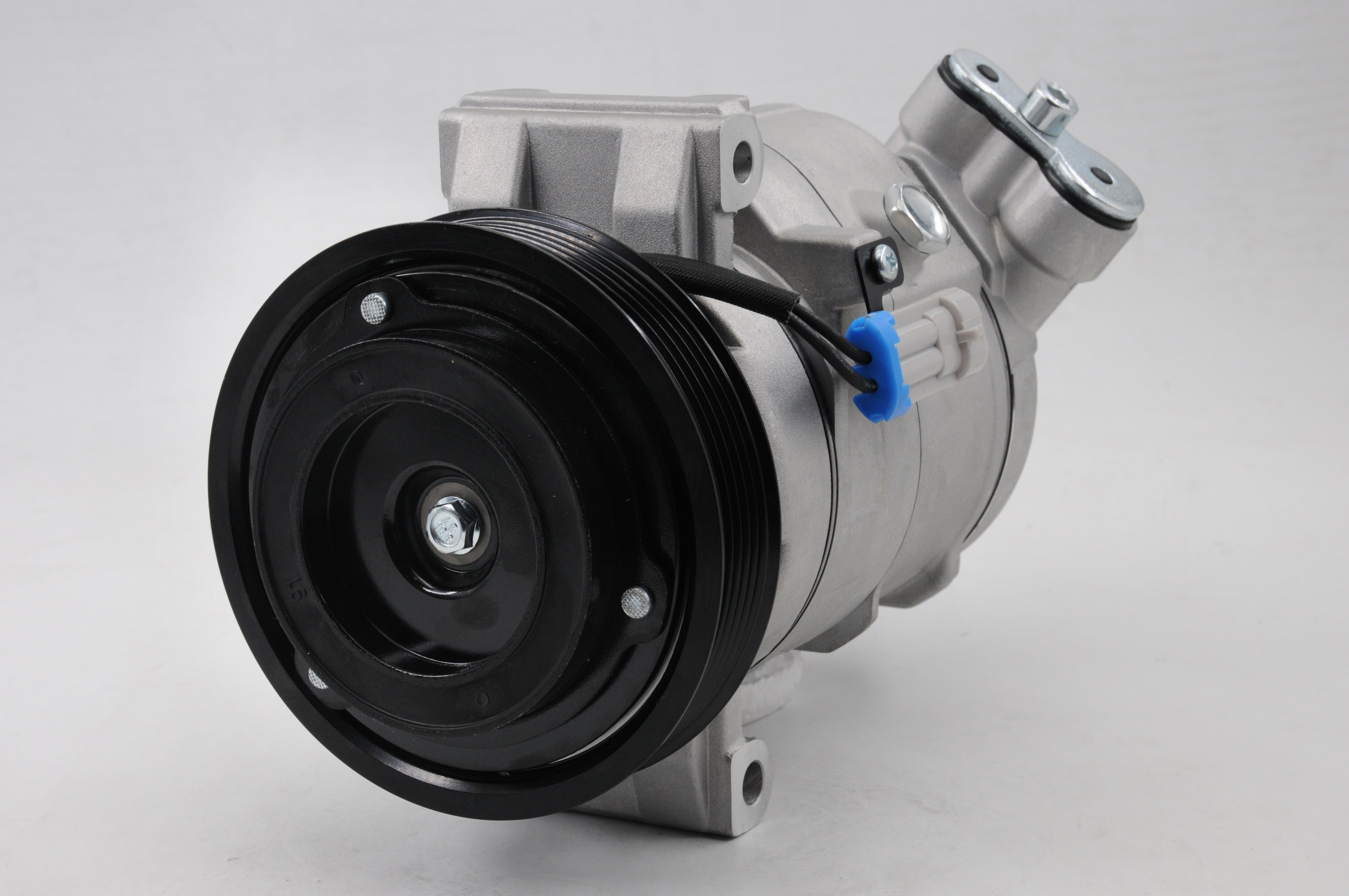 AC Compressor for HOLDEN (CO.21.002)