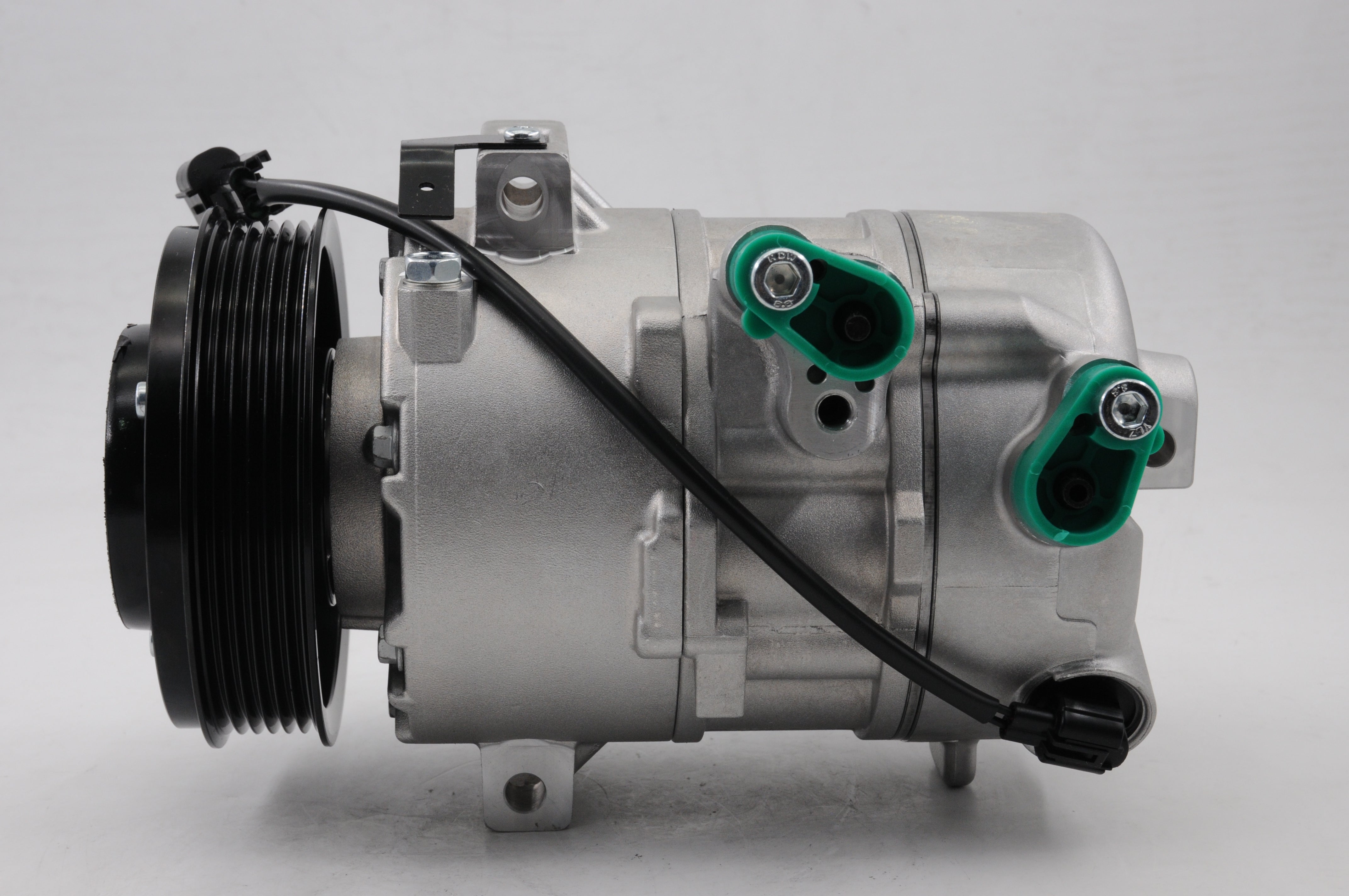 AC Compressor for KIA (CO.43.021)