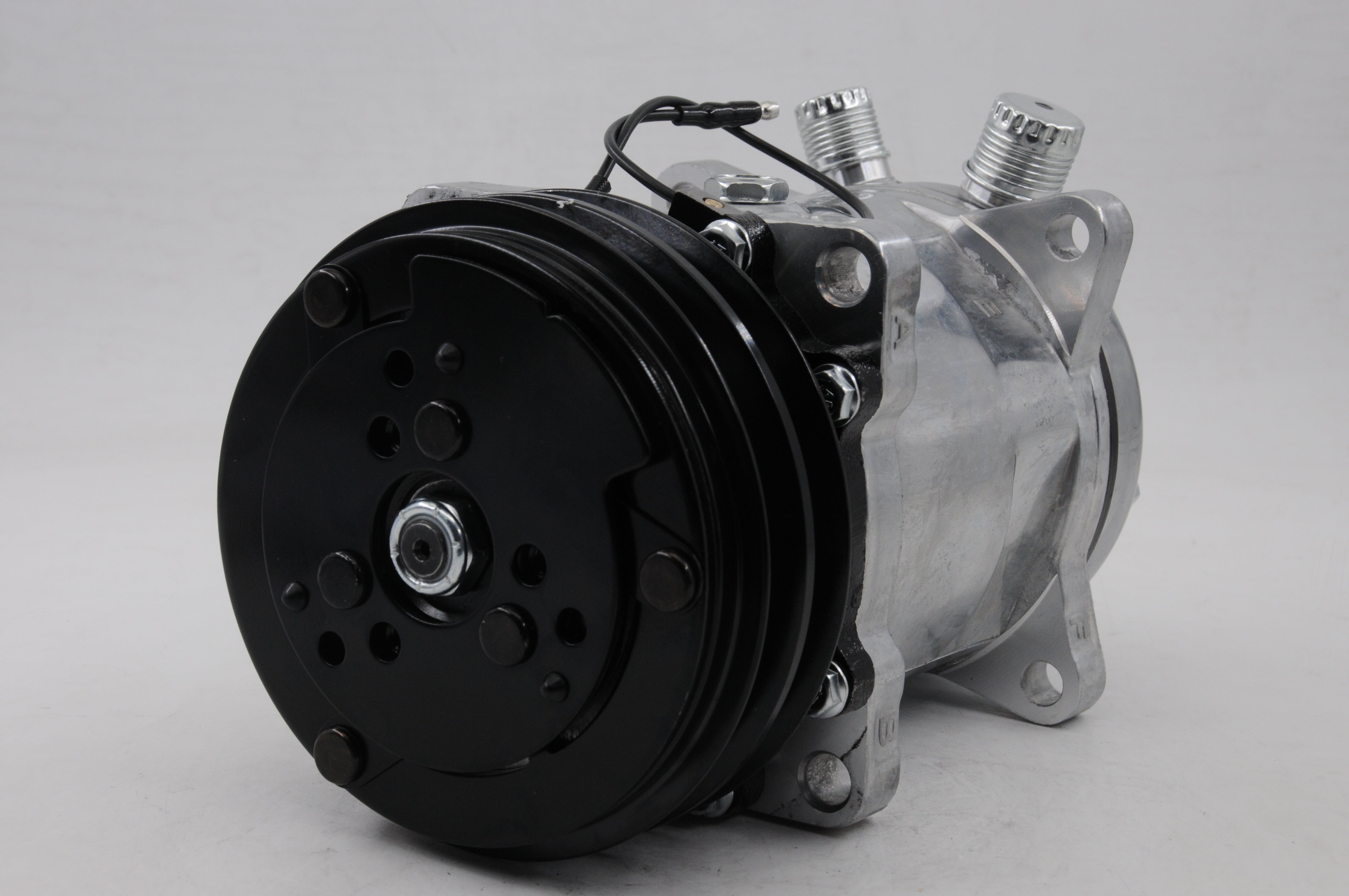 AC Compressor for Multiple Vehicles (CO.88.026)