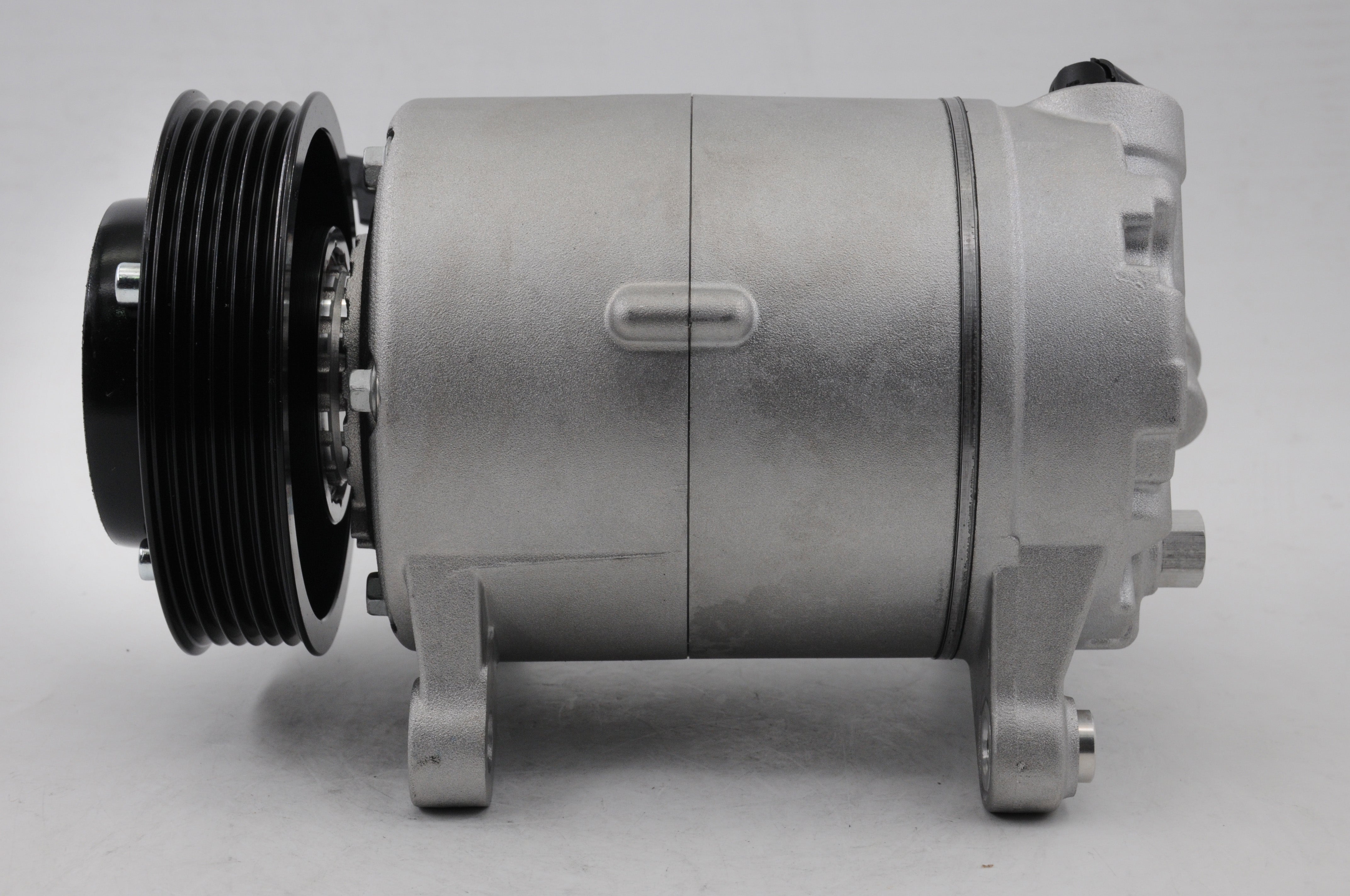 AC Compressor for BMW (CO.12.011)