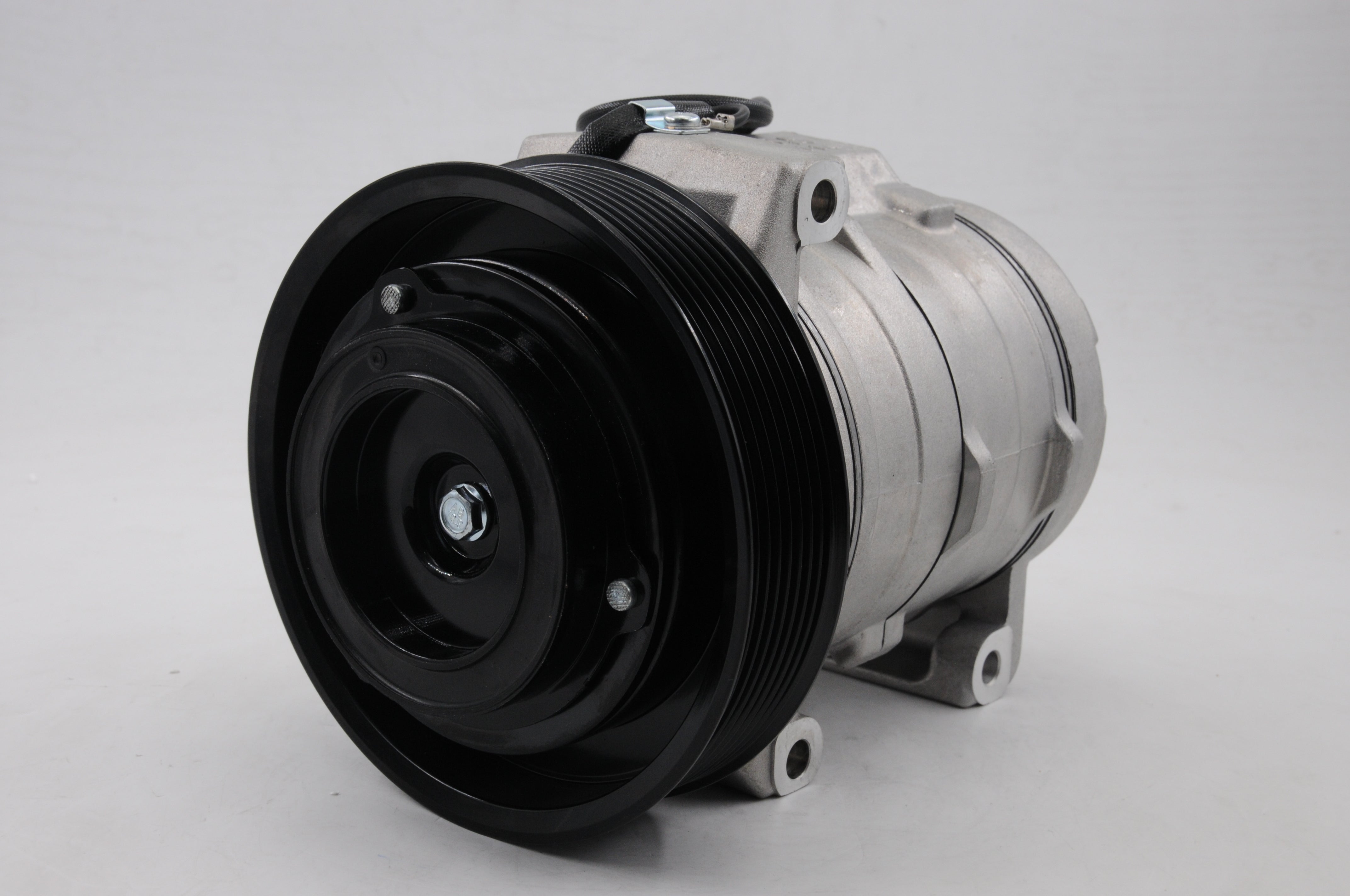 AC Compressor for MERCEDES (CO.15.008)