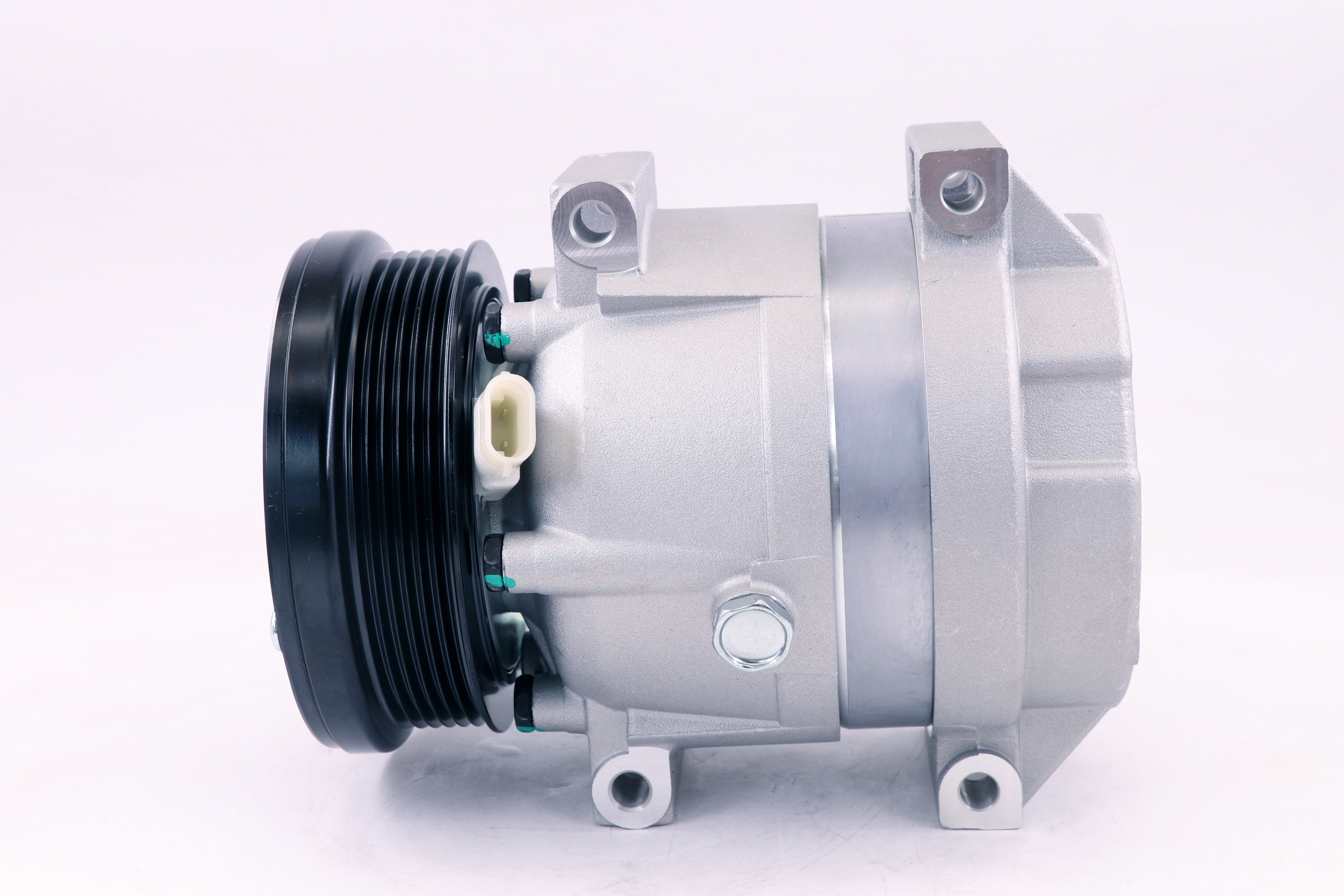 AC Compressor for HOLDEN (CO.81.019)
