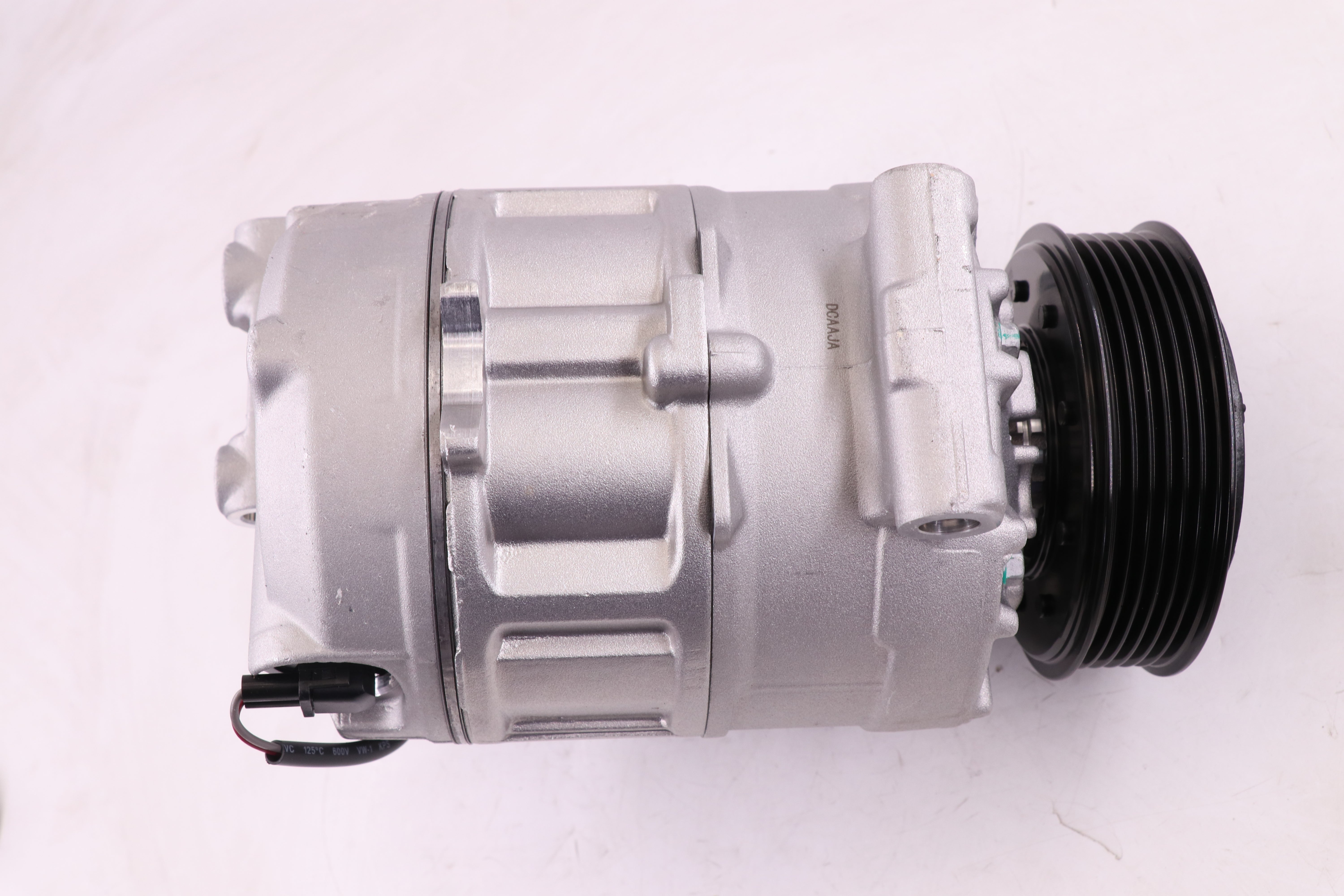 AC Compressor for VW (CO.11.021)