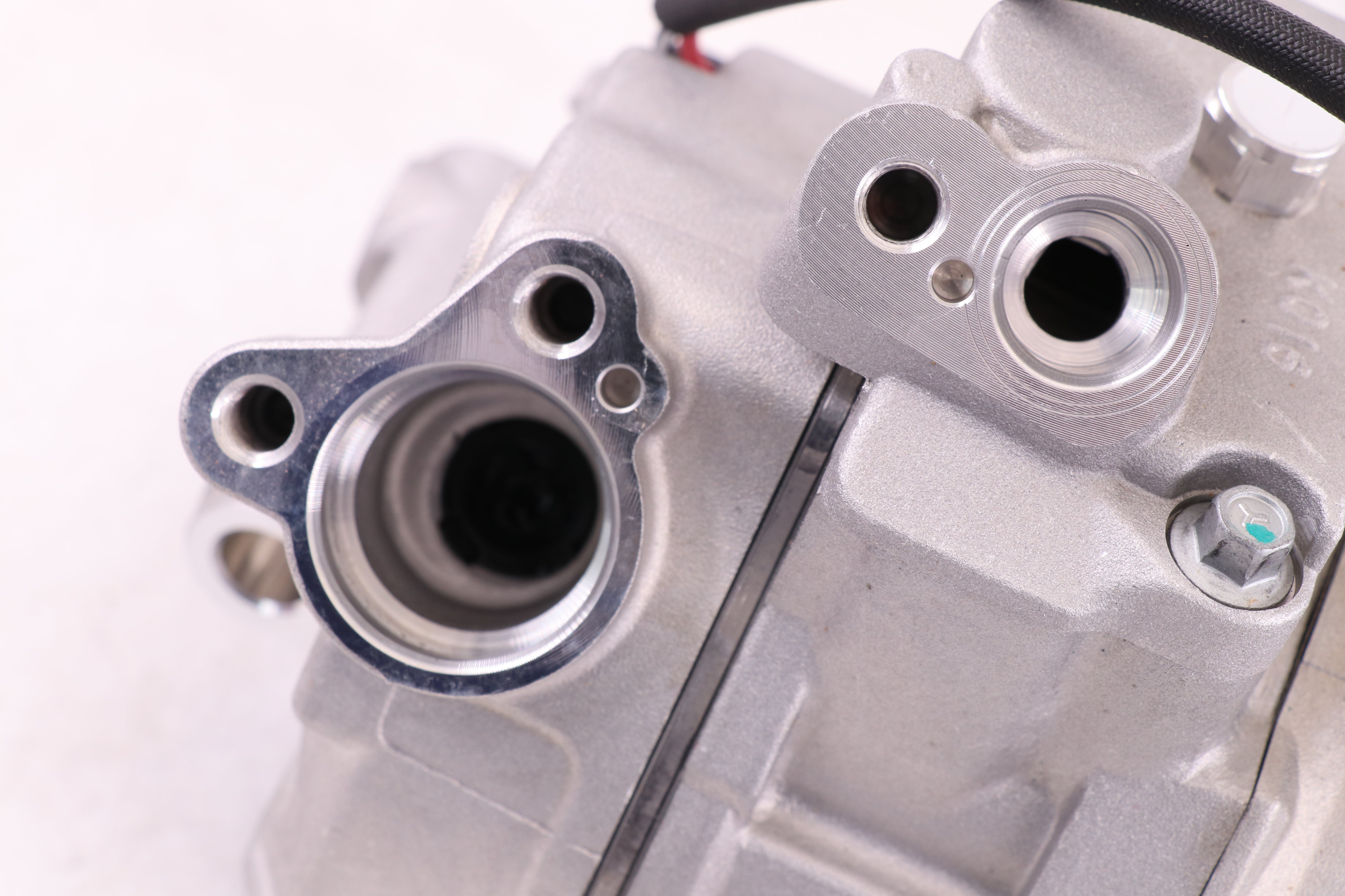 AC Compressor for BMW (CO.12.039)