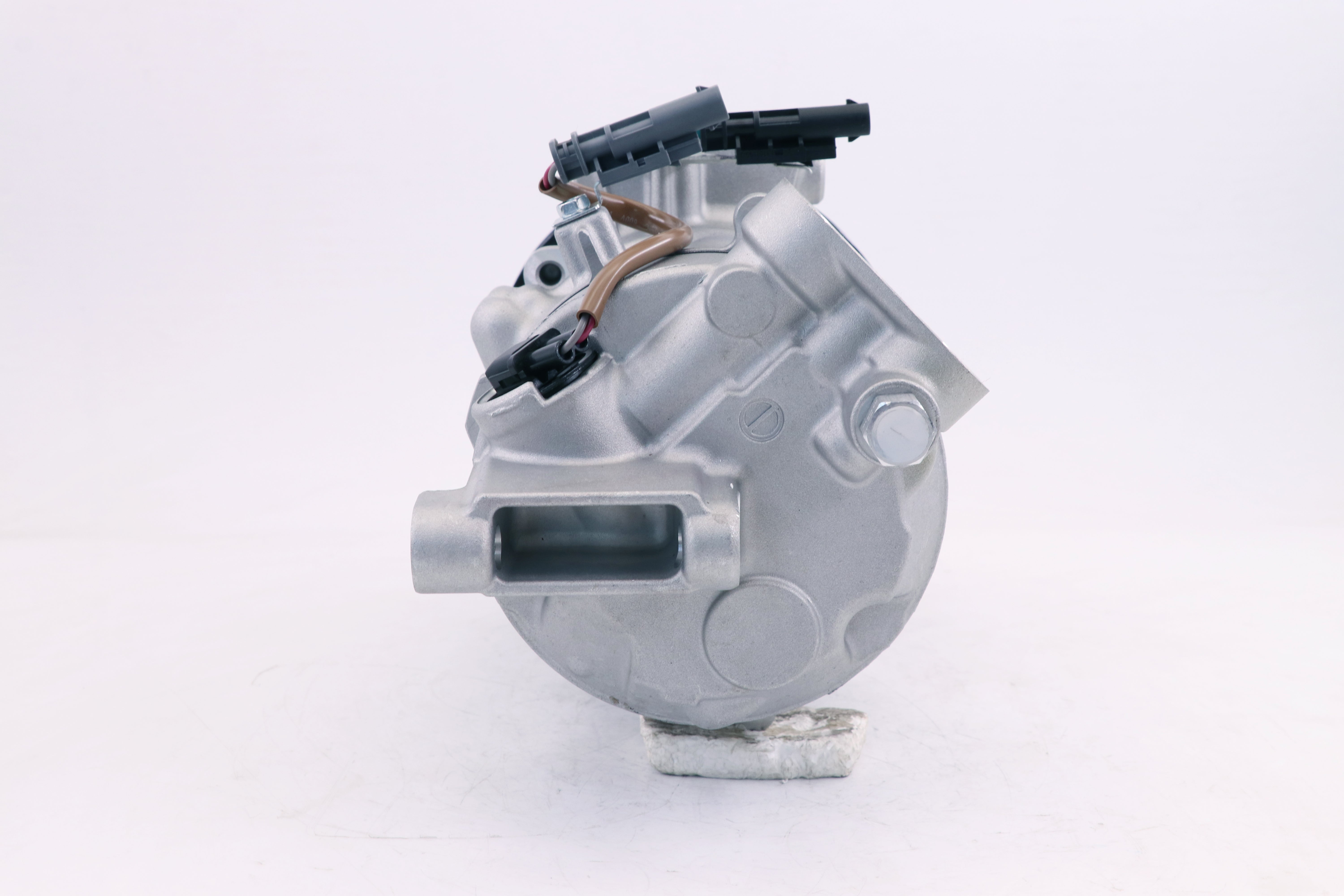 AC Compressor for HOLDEN (CO.81.016)