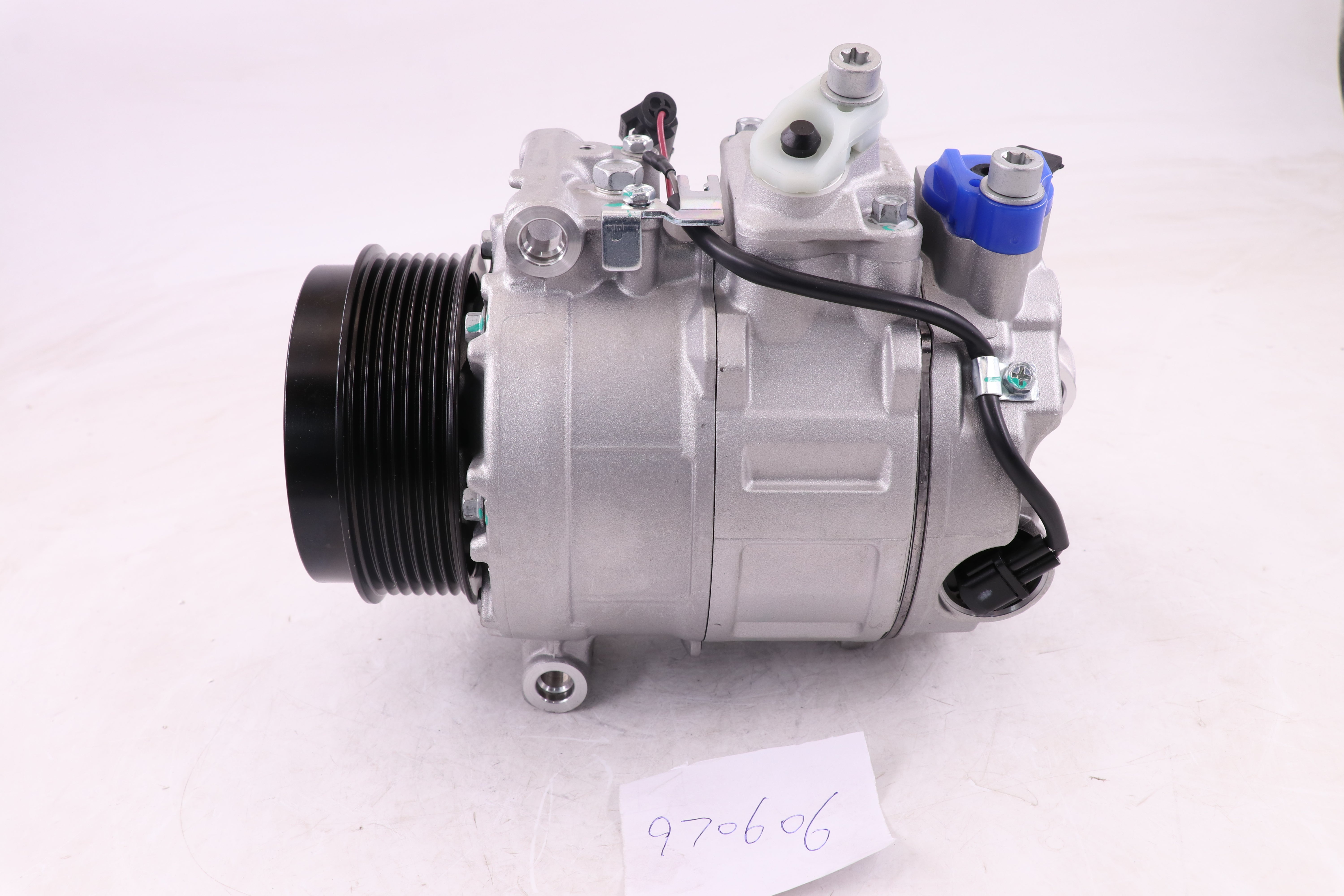 AC Compressor for MERCEDES BENZ (CO.15.022)