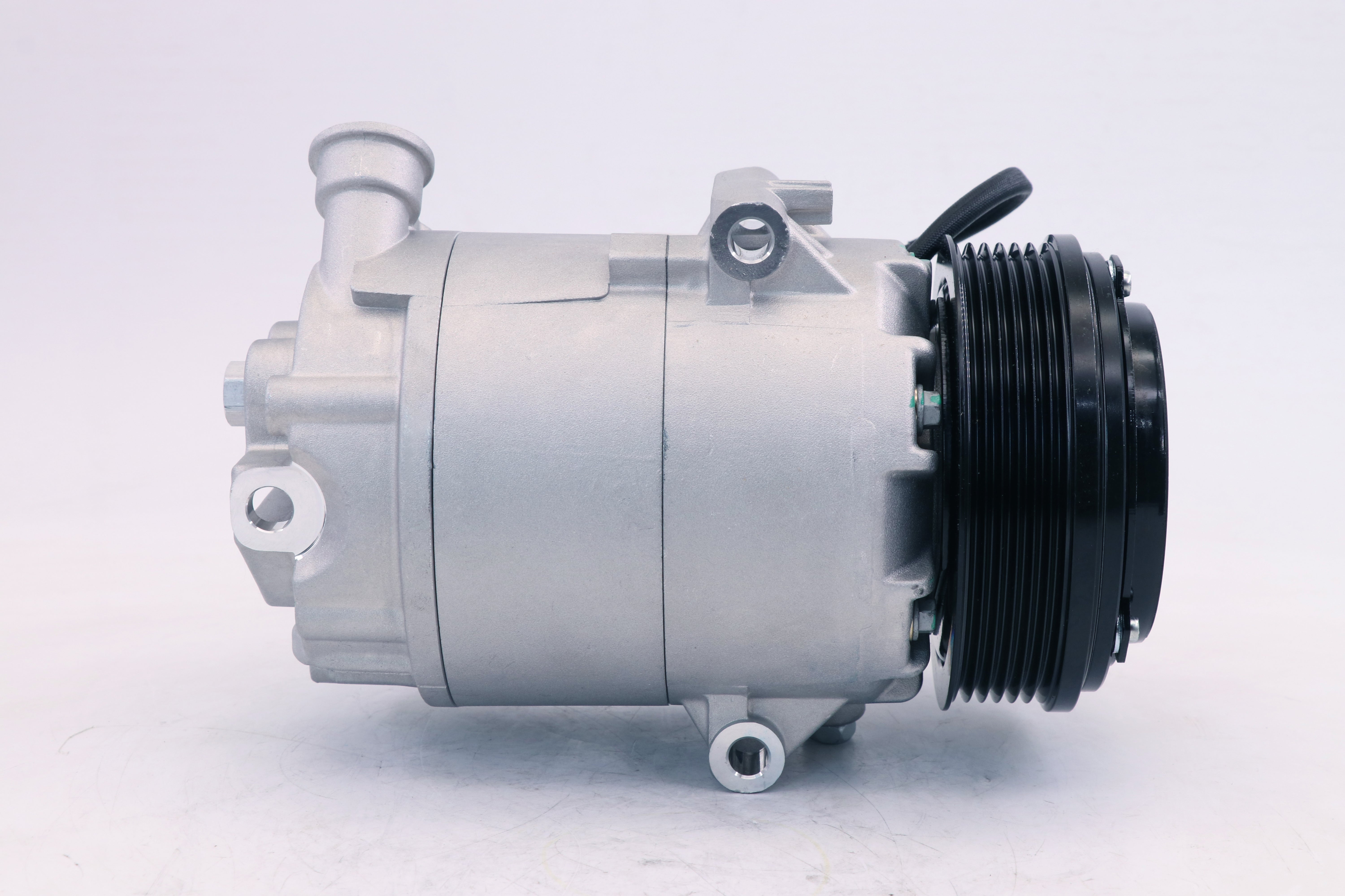 AC Compressor for HOLDEN (CO.81.014)