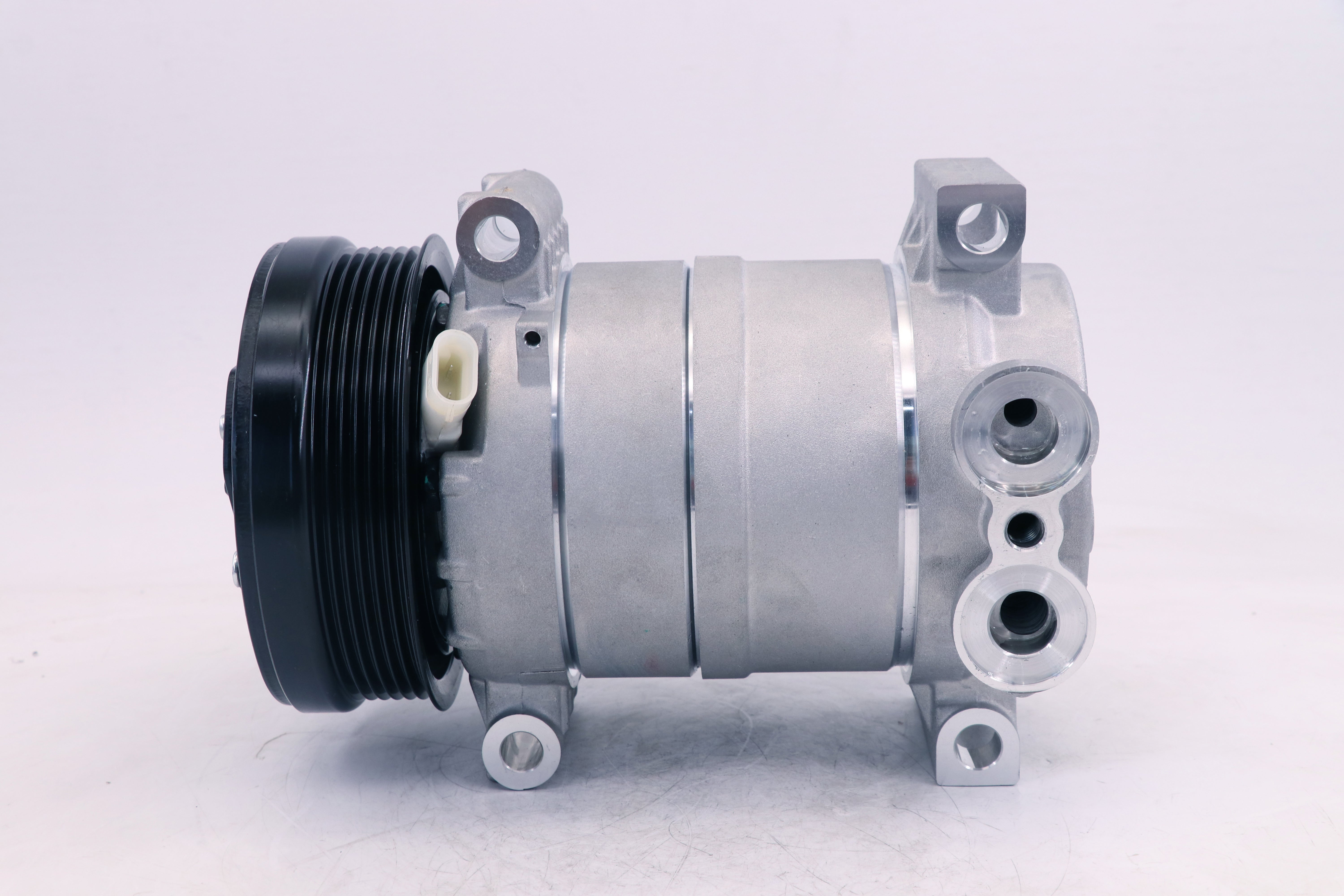 AC Compressor for HOLDEN (CO.21.015)