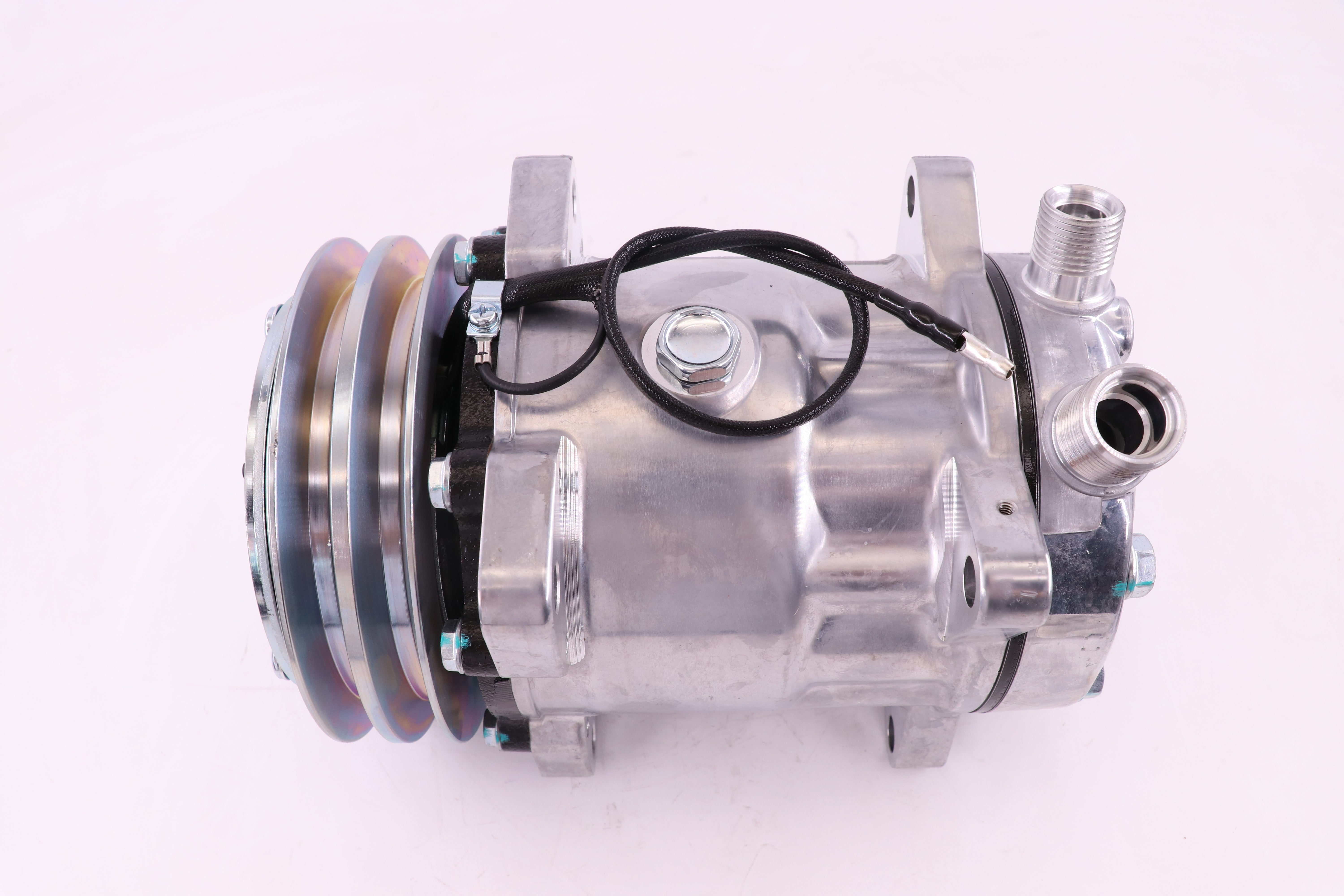 AC Compressor for Multiple Vehicles (CO.88.012)