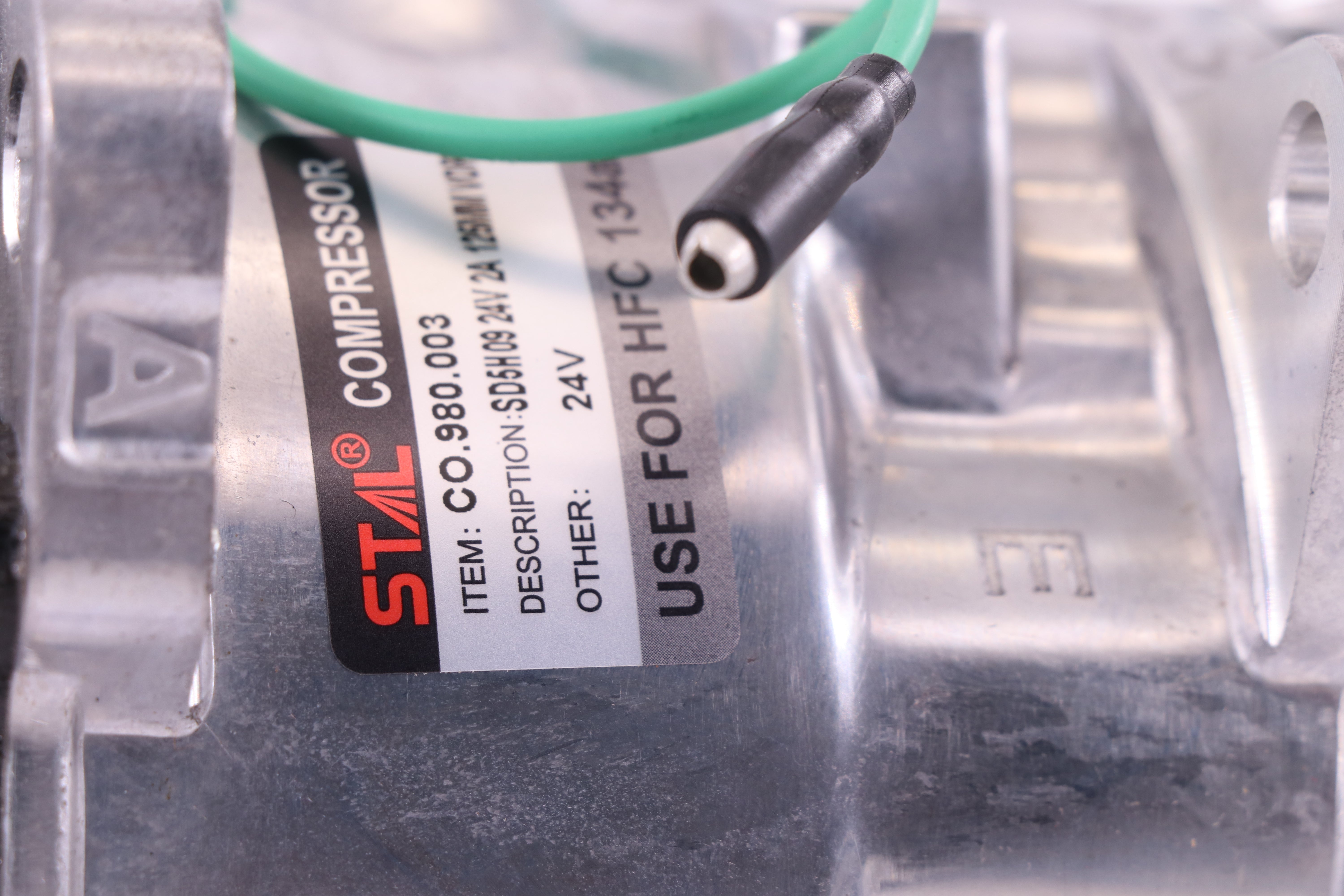 AC Compressor for Universal Application (CO.88.046)