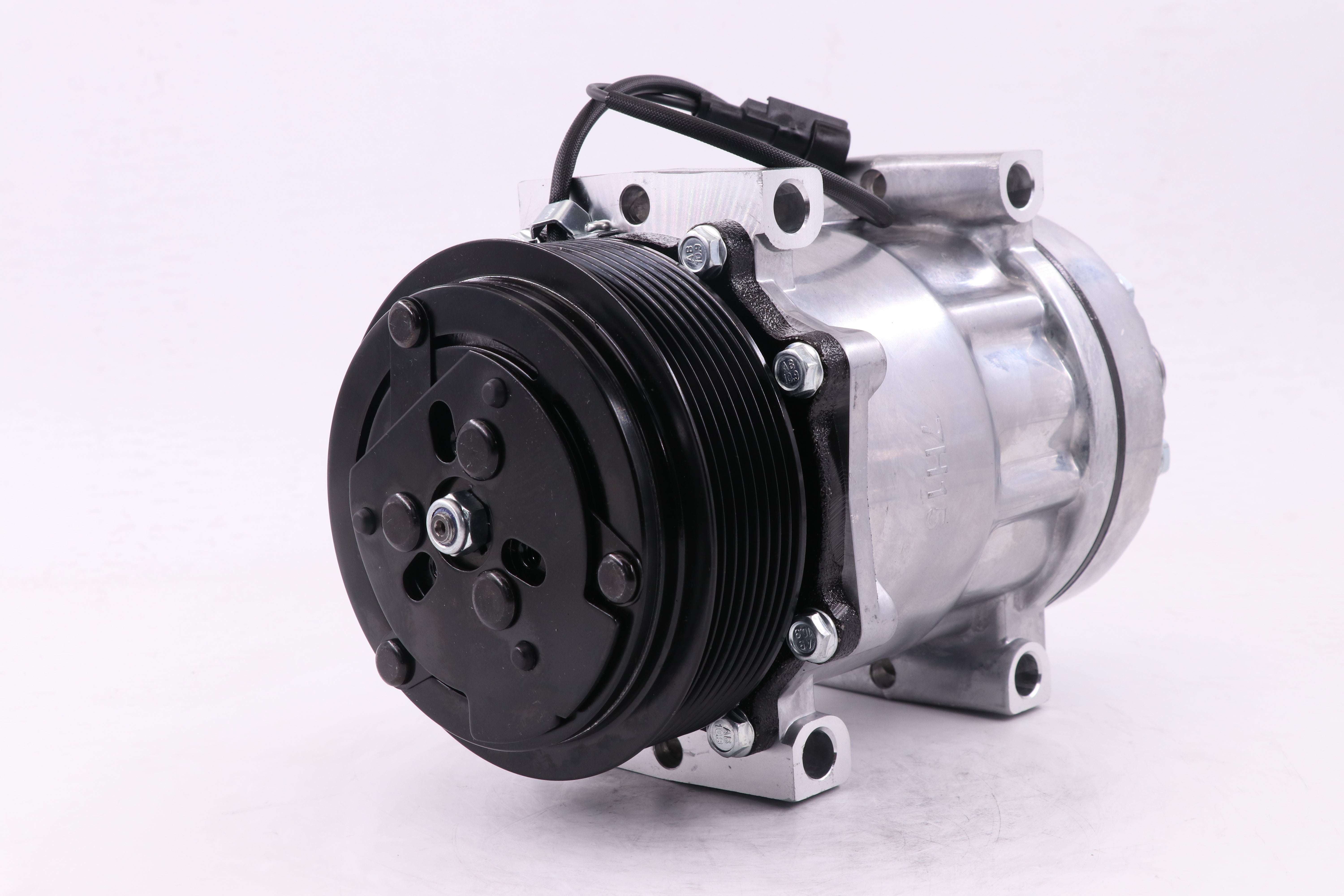 AC Compressor for DYNAPAC & JCB (CO.24.002)