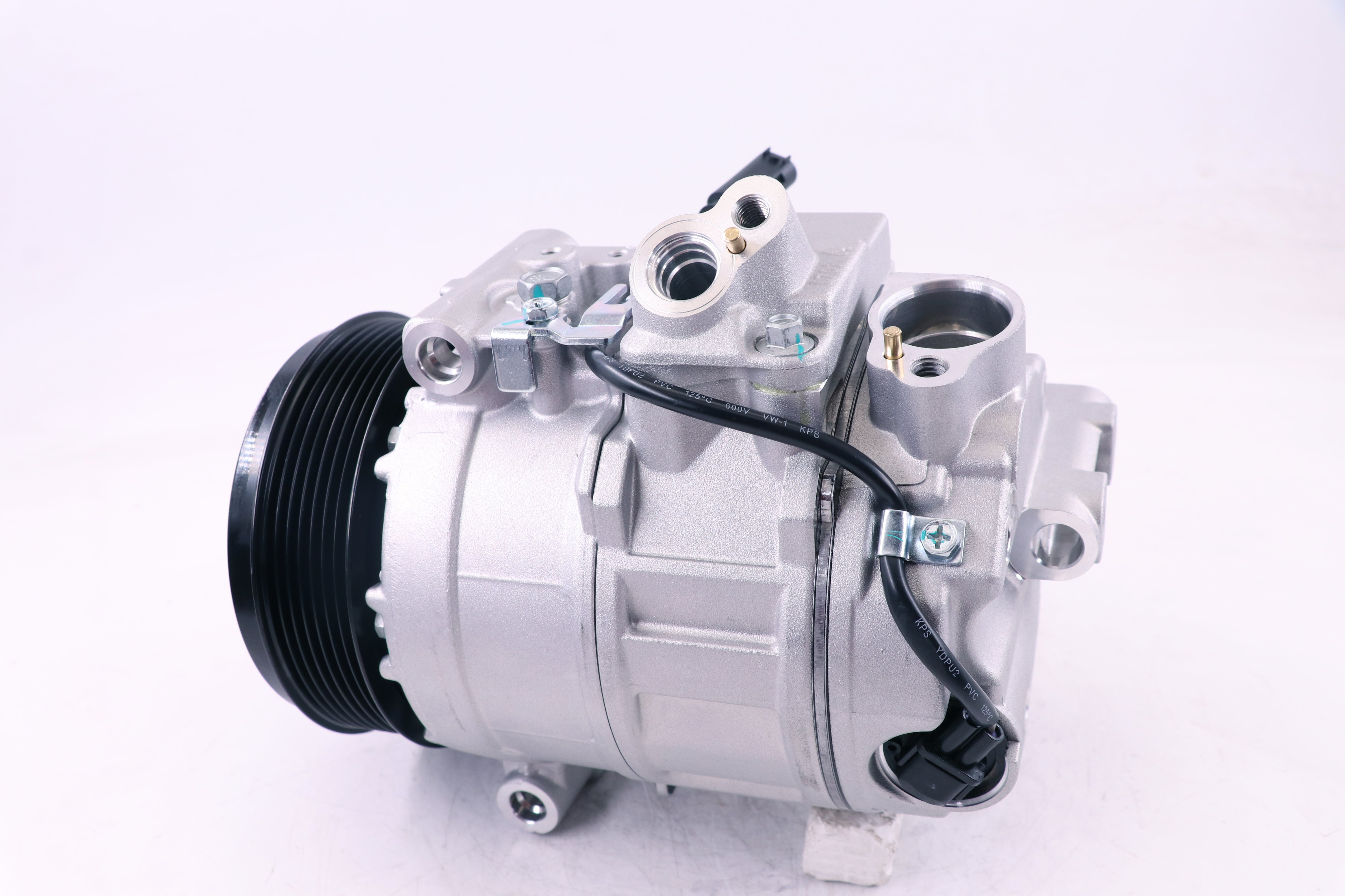 AC Compressor for MERCEDES BENZ (CO.15.044)